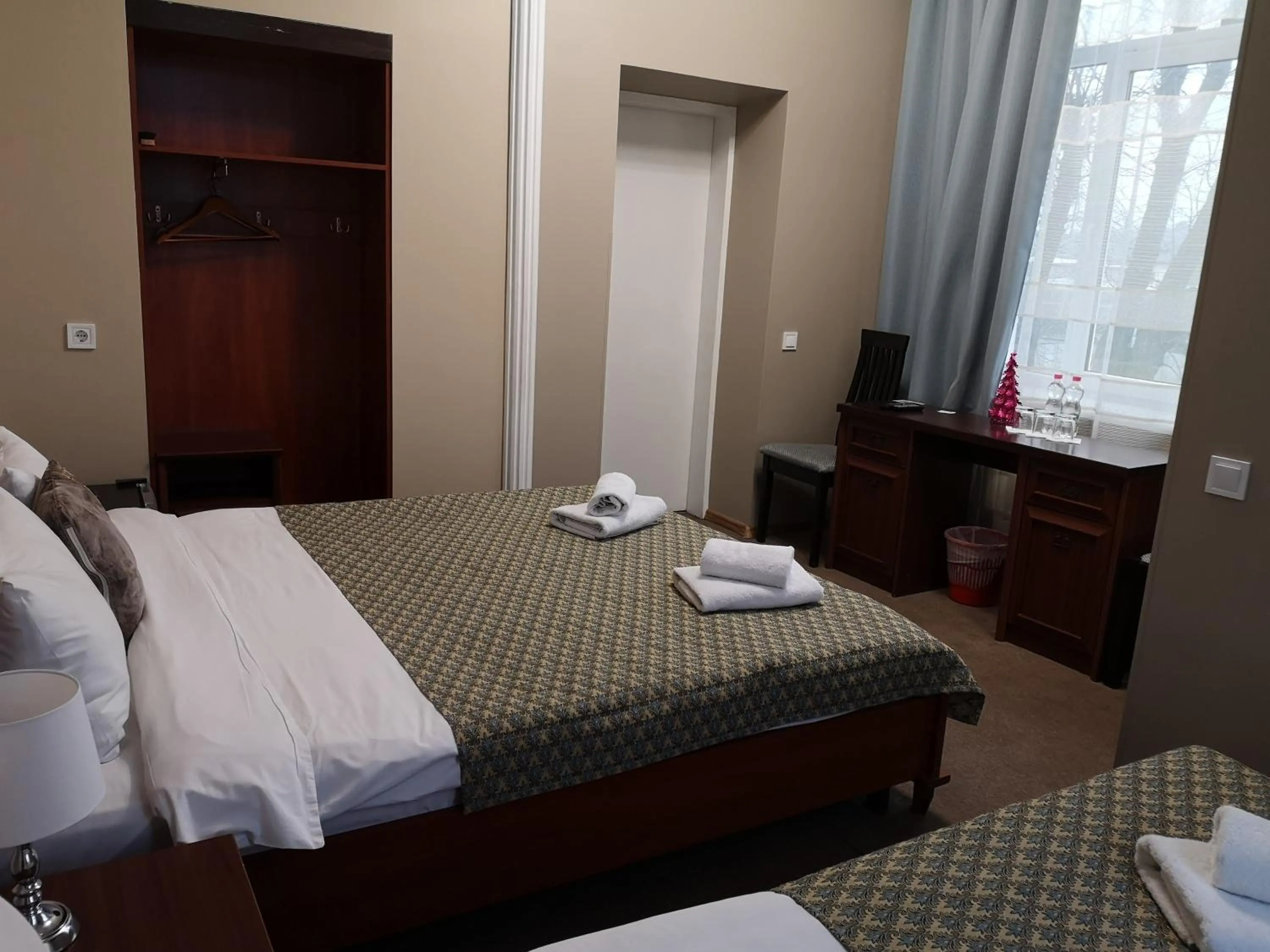 Other, Bed in Orange Hotel