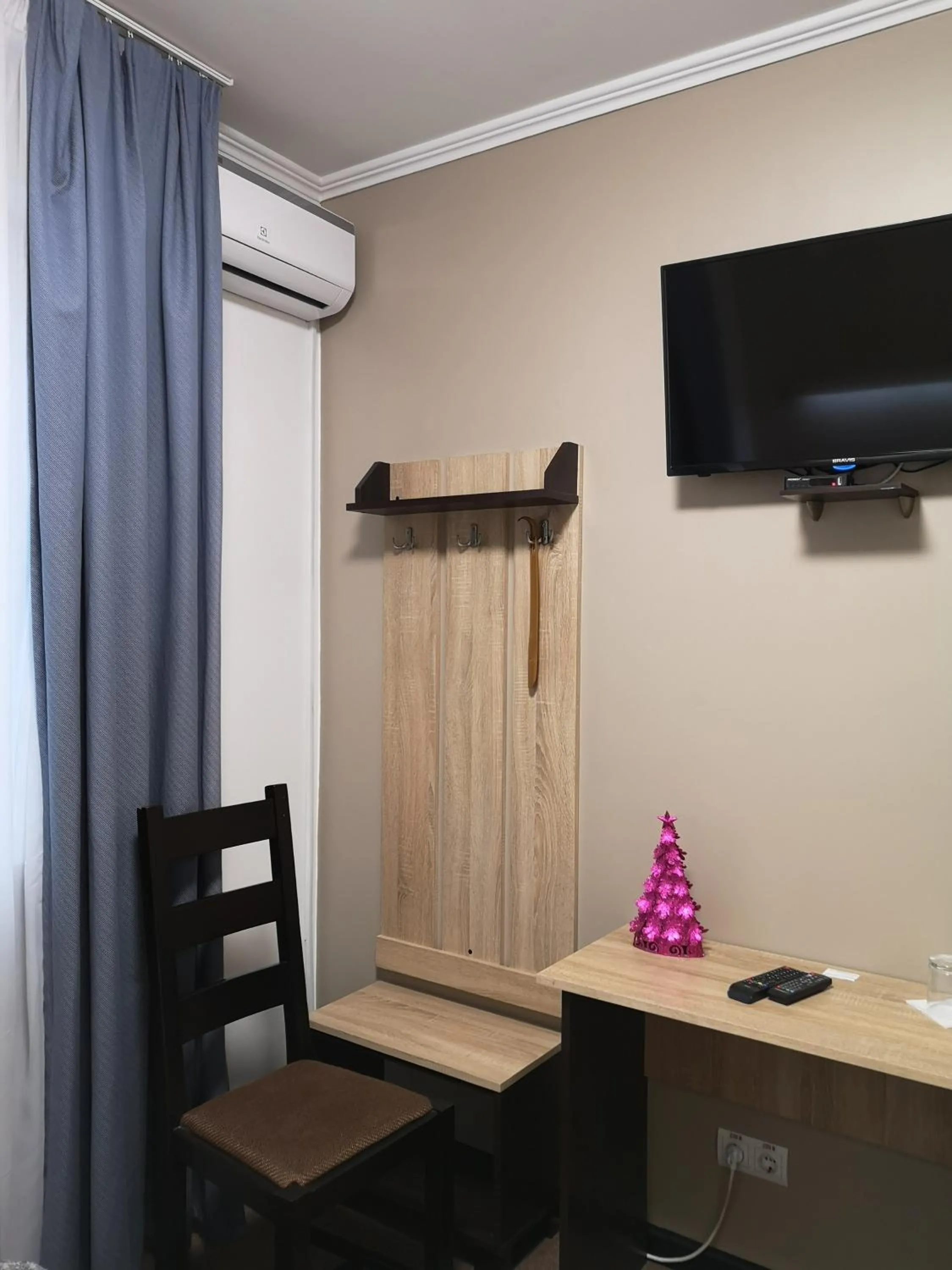 TV and multimedia in Orange Hotel
