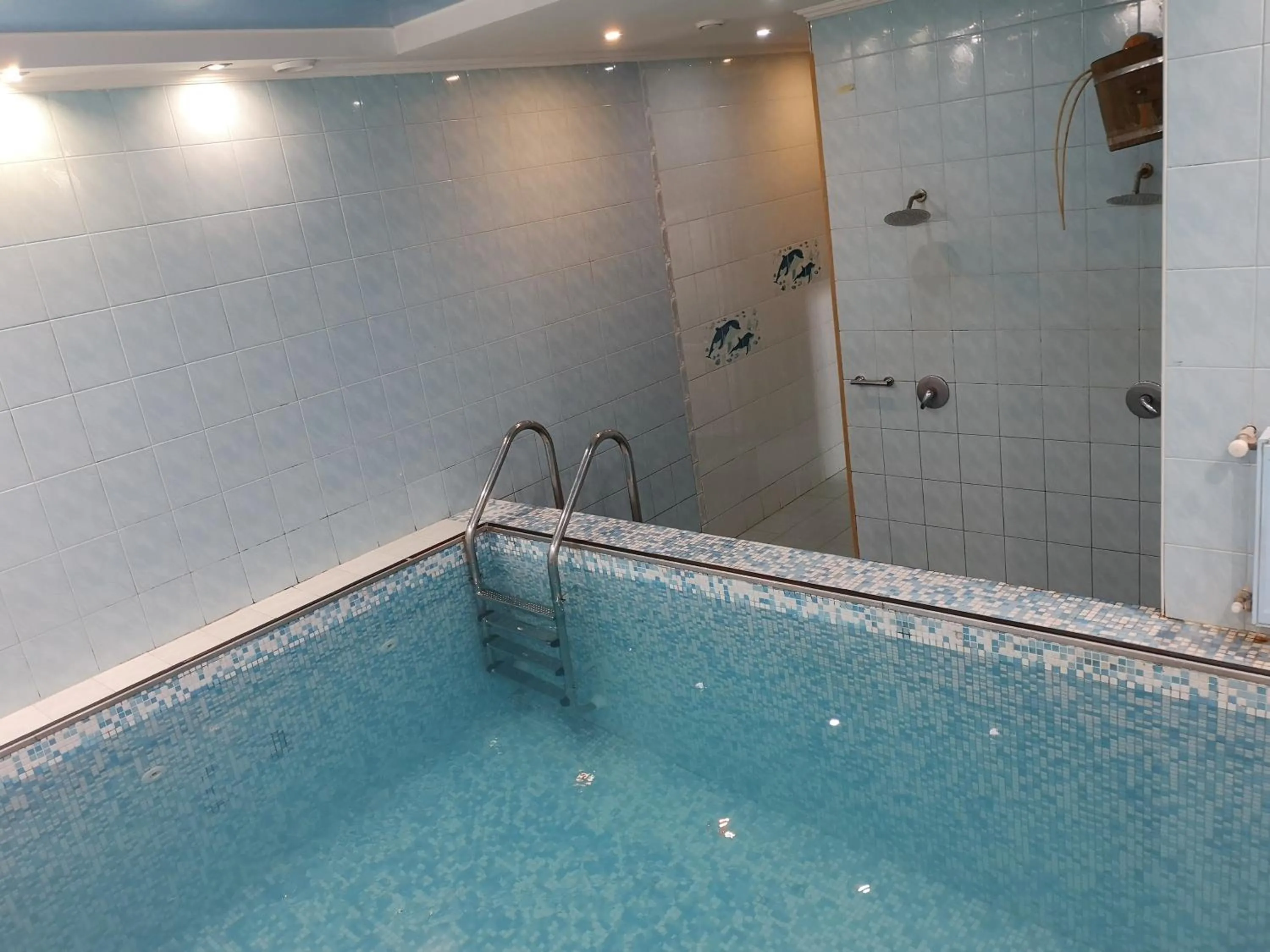 Swimming pool in Orange Hotel