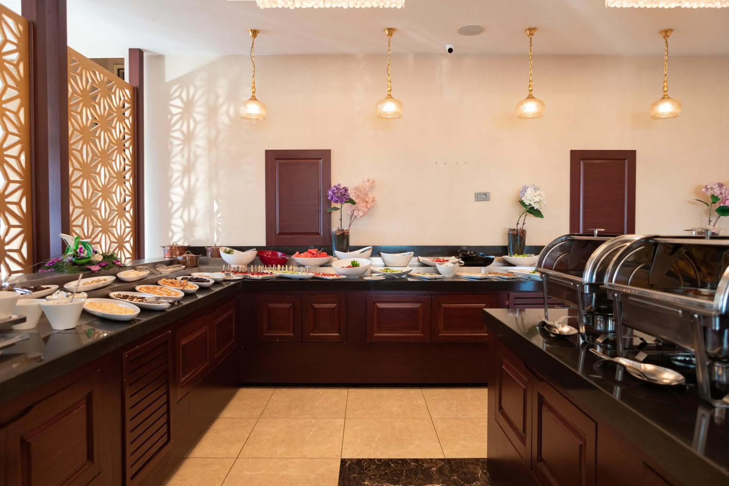 Restaurant/places to eat in Tilya Resort Hotel