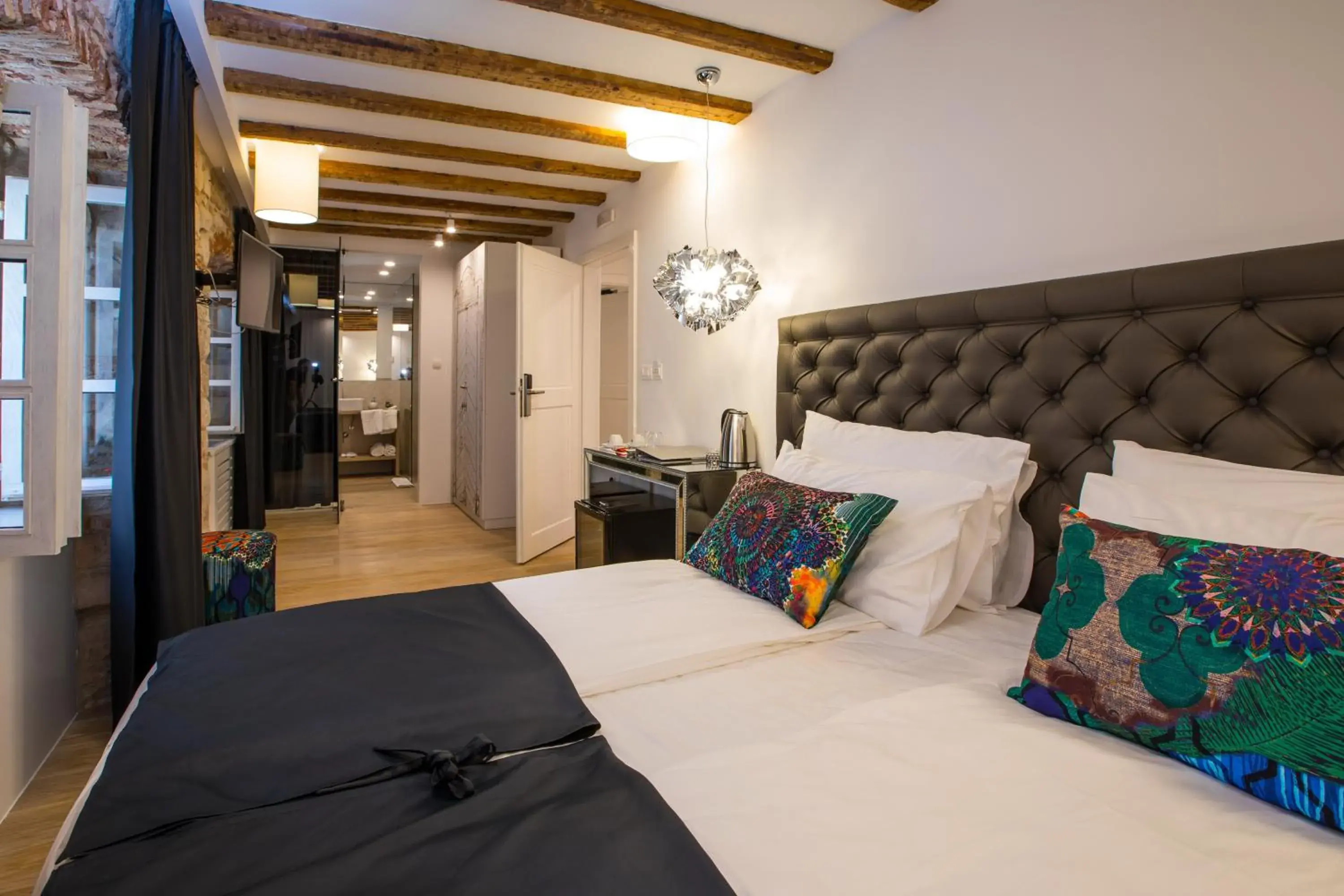 The Code Luxury Rooms The Code Luxury Rooms