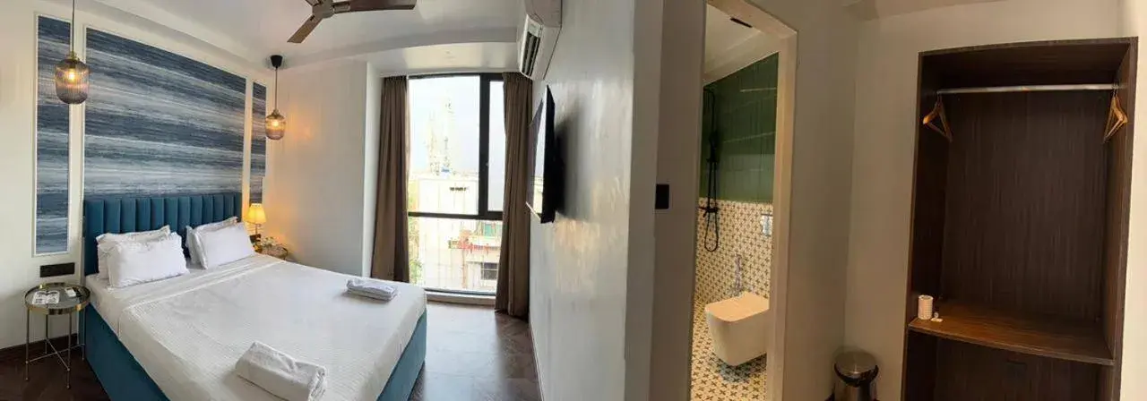 Deluxe Twin Room in Palm Breeze Hotel - Colaba Deluxe Twin Room in Palm Breeze Hotel - Colaba
