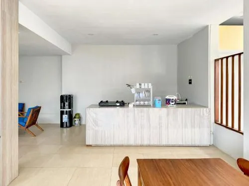 RedDoorz Syariah Near Maguwoharjo Yogyakarta