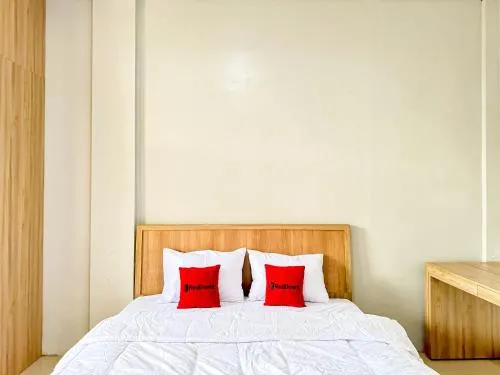 RedDoorz Syariah Near Maguwoharjo Yogyakarta