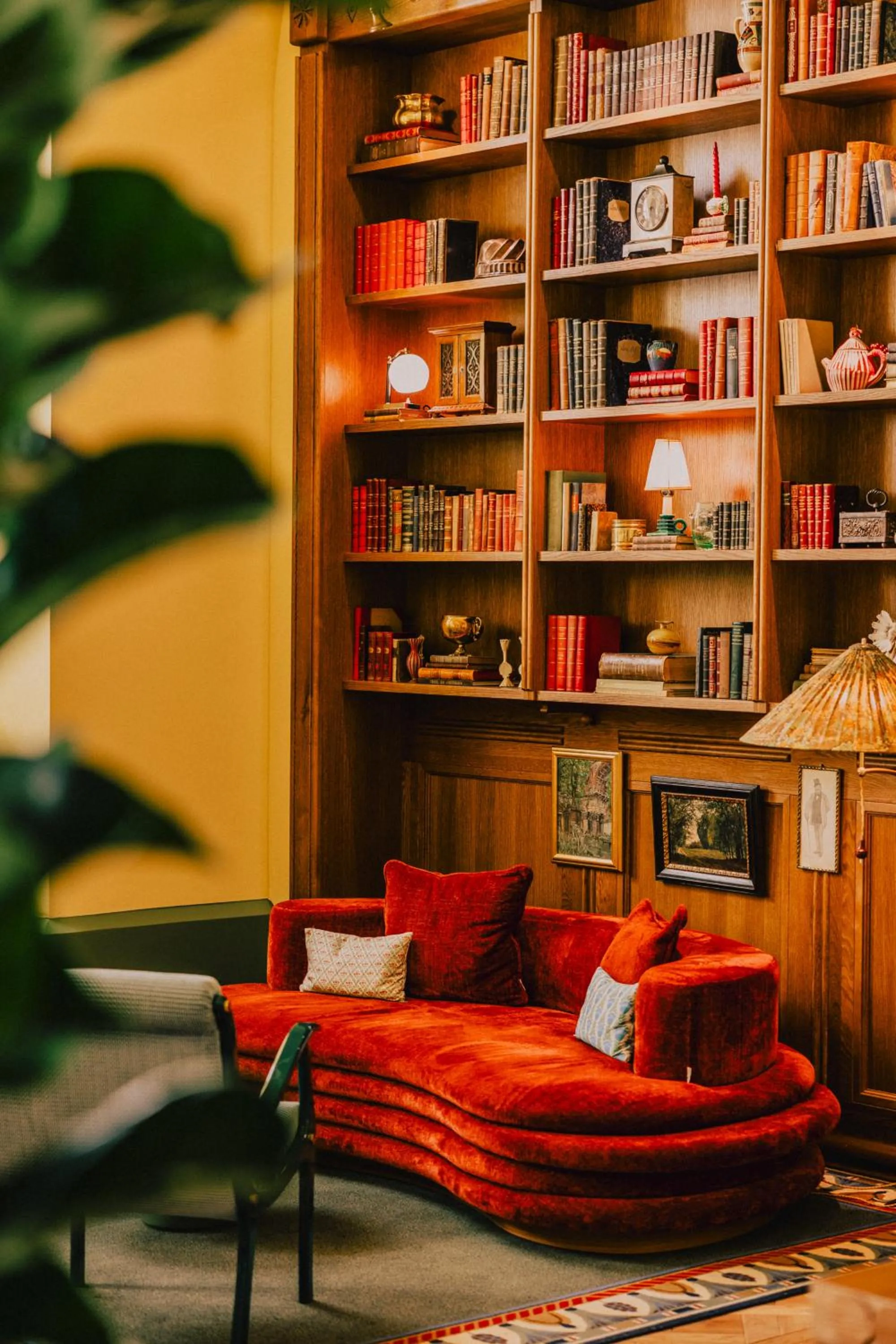 Library in Wilde Vienna Fleischmarkt