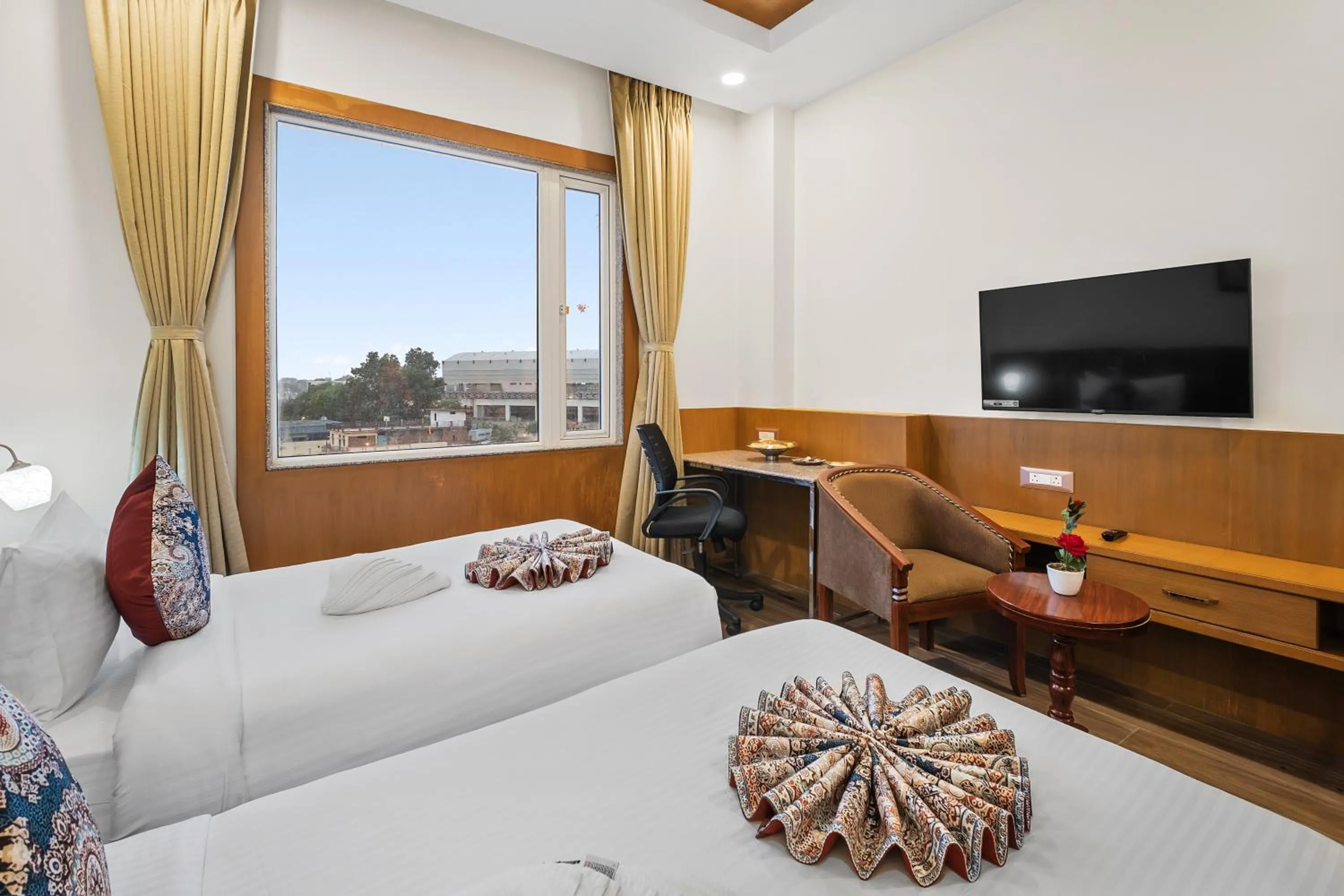 Bed in Padmshree Palace