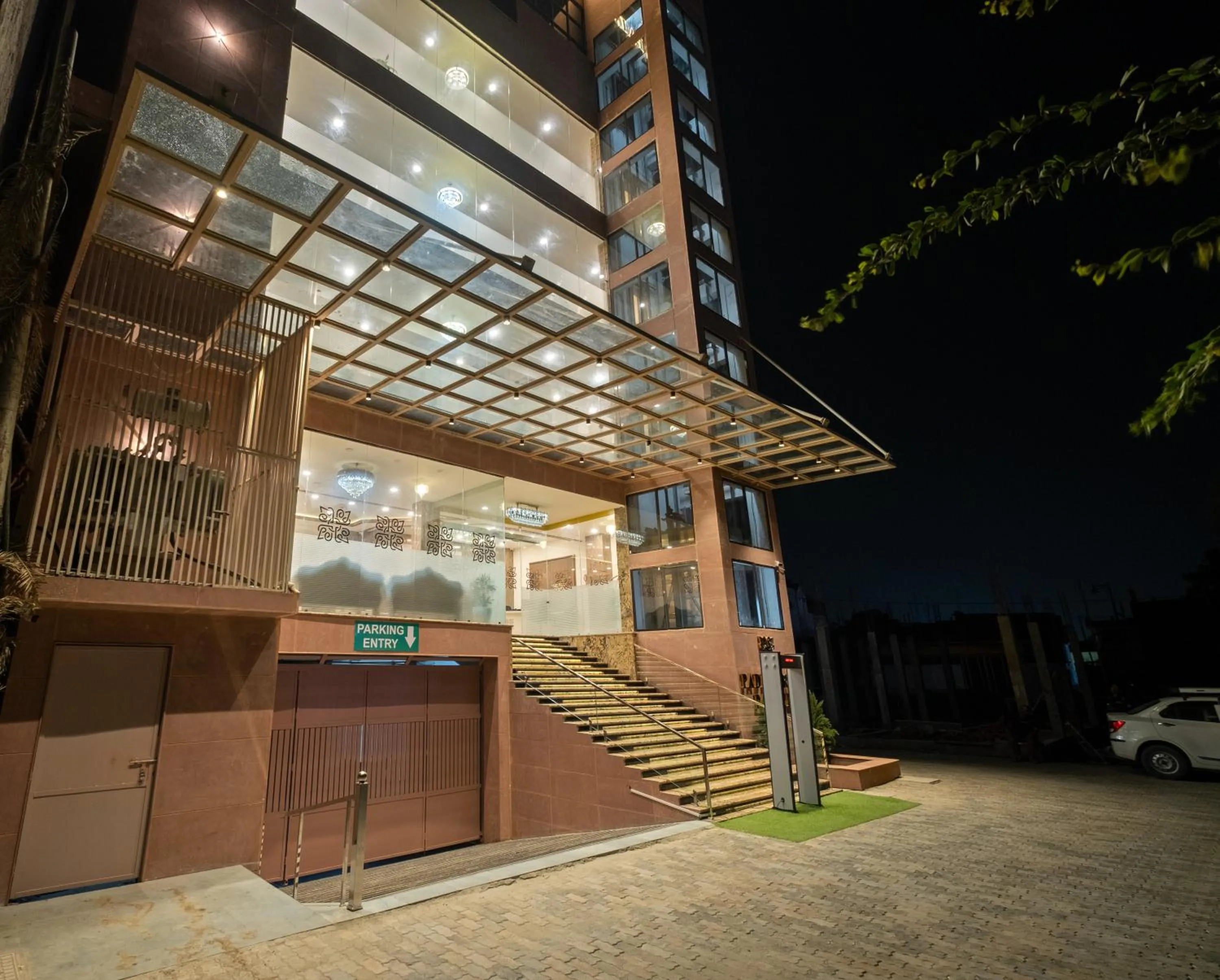 Property building in Padmshree Palace