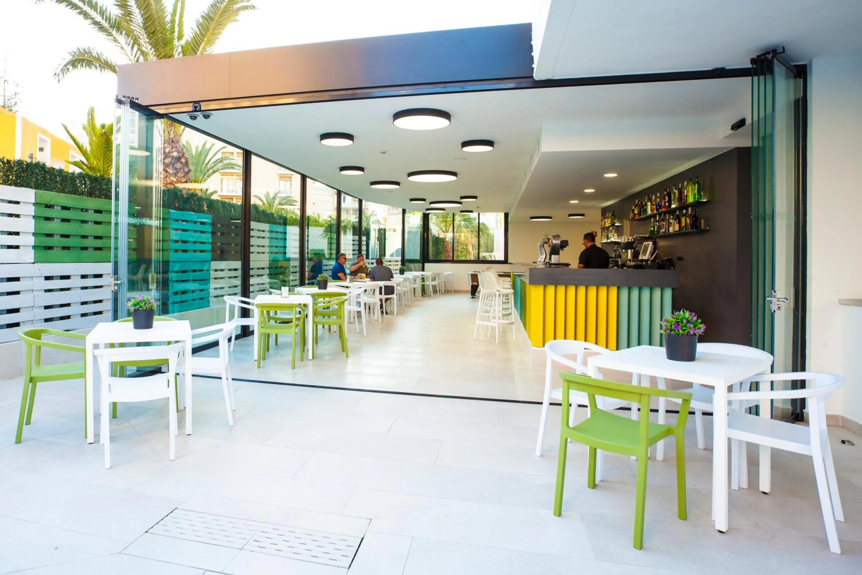 Lounge or bar in Primavera Loix