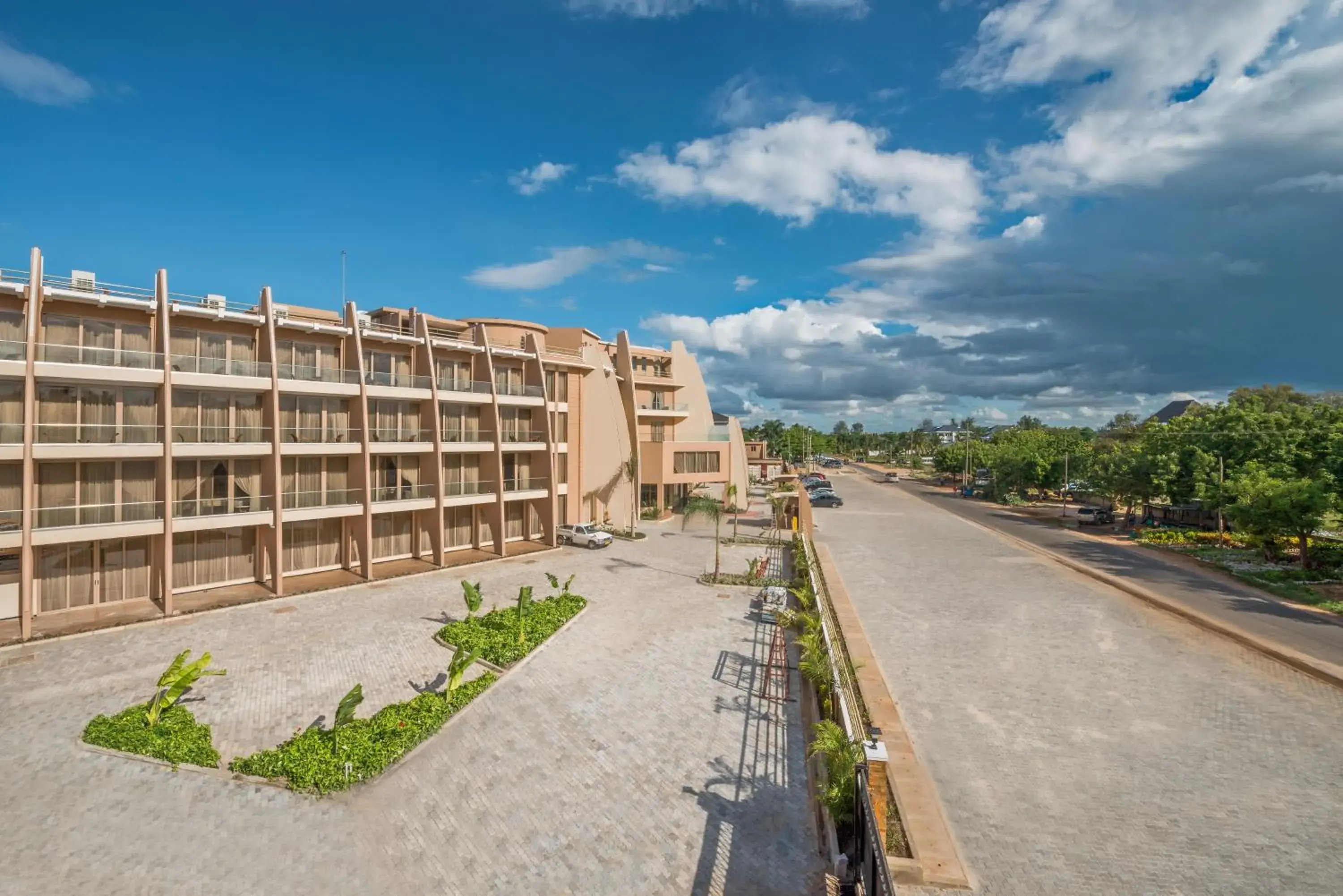 Facade/entrance in Ramada Resort By Wyndham Dar es Salaam Facade/entrance in Ramada Resort By Wyndham Dar es Salaam