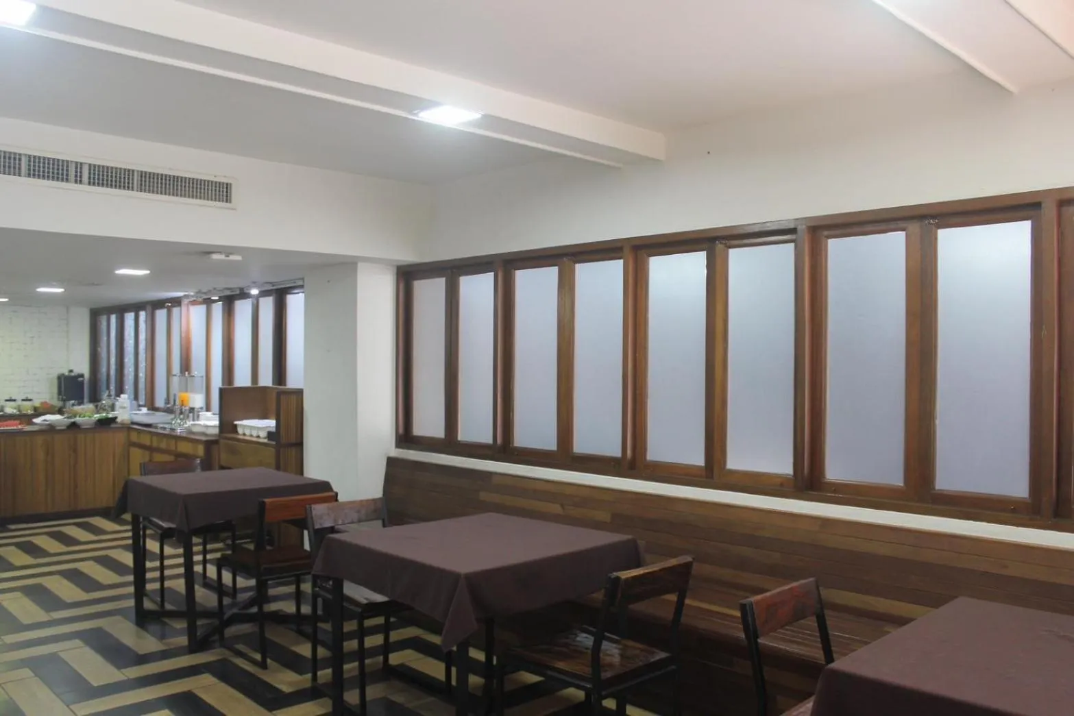 Restaurant/places to eat in The Guest Arak Boutique Hotel