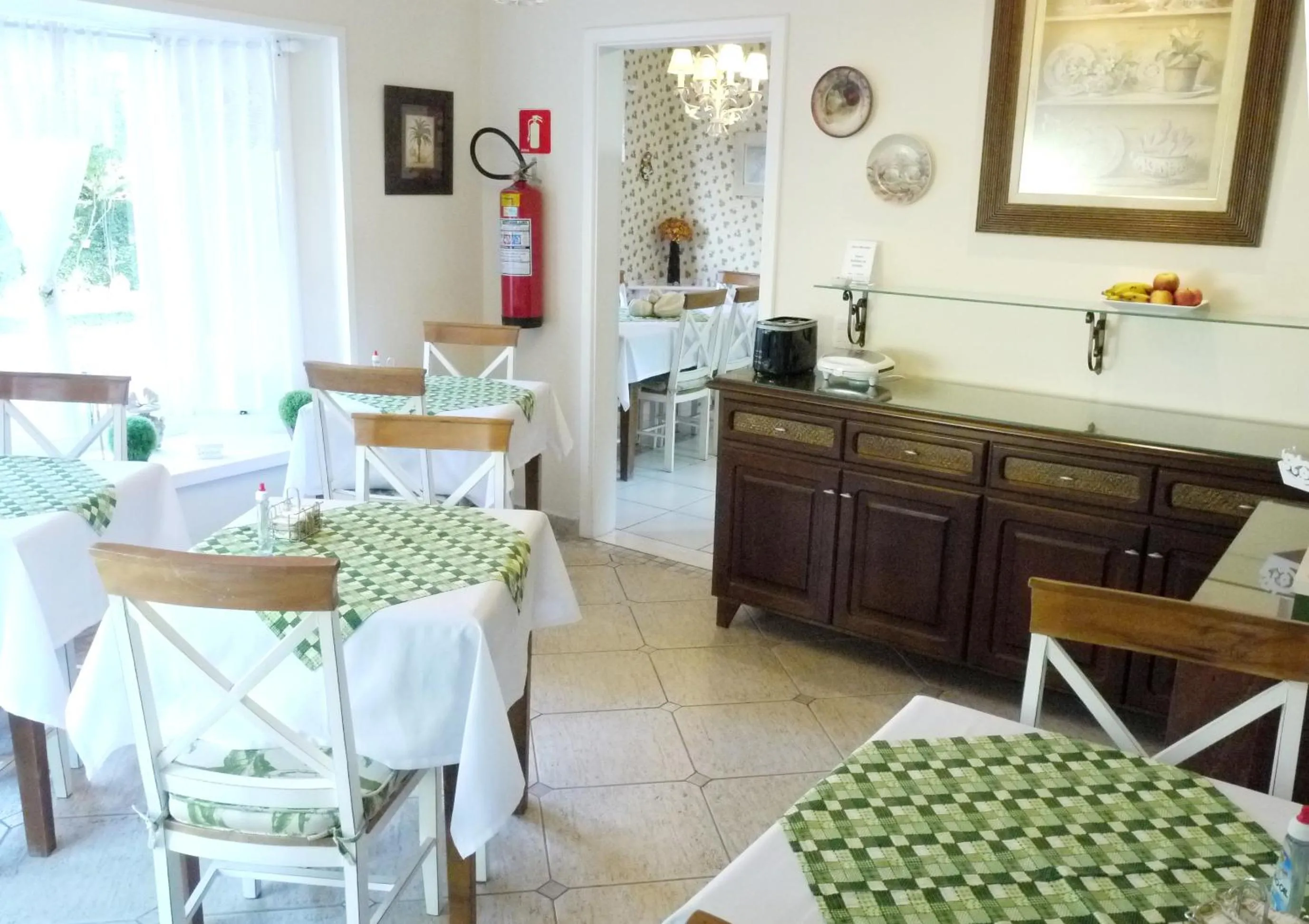 Kitchen or kitchenette in Pousada Atalaia Premium