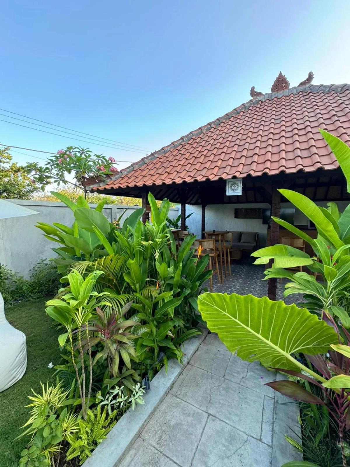 Puri Sari Villas, Restaurant and Bar