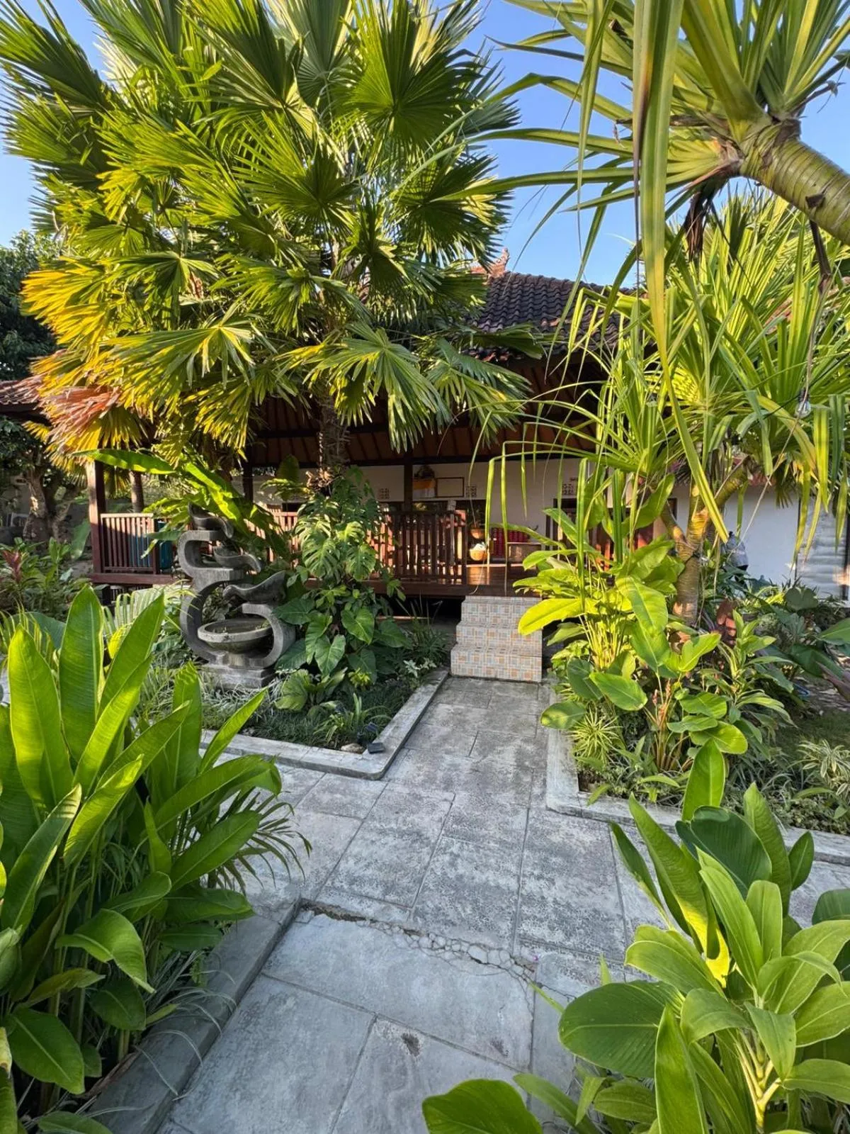 Puri Sari Villas, Restaurant and Bar
