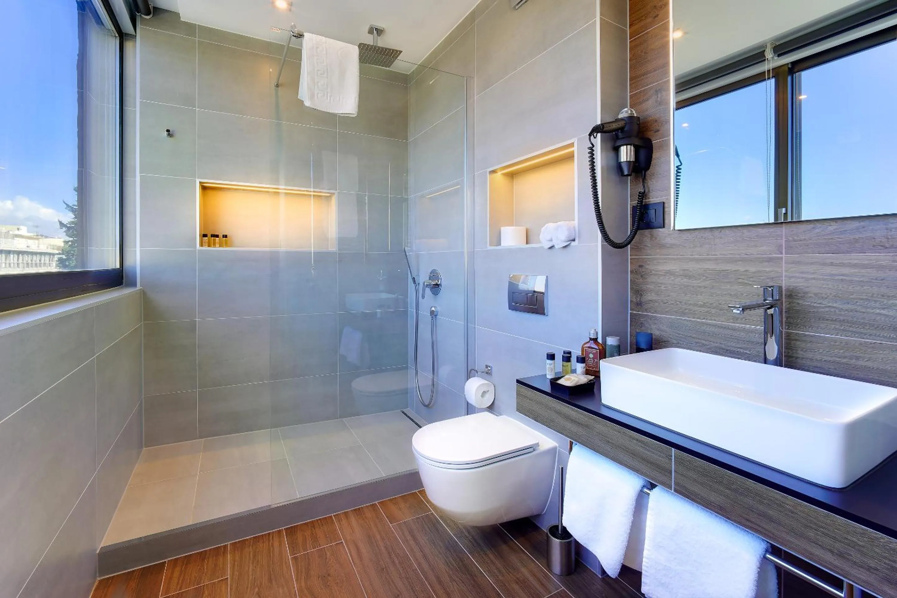 Bathroom in Horizon Luxury Suites & Design Rooms