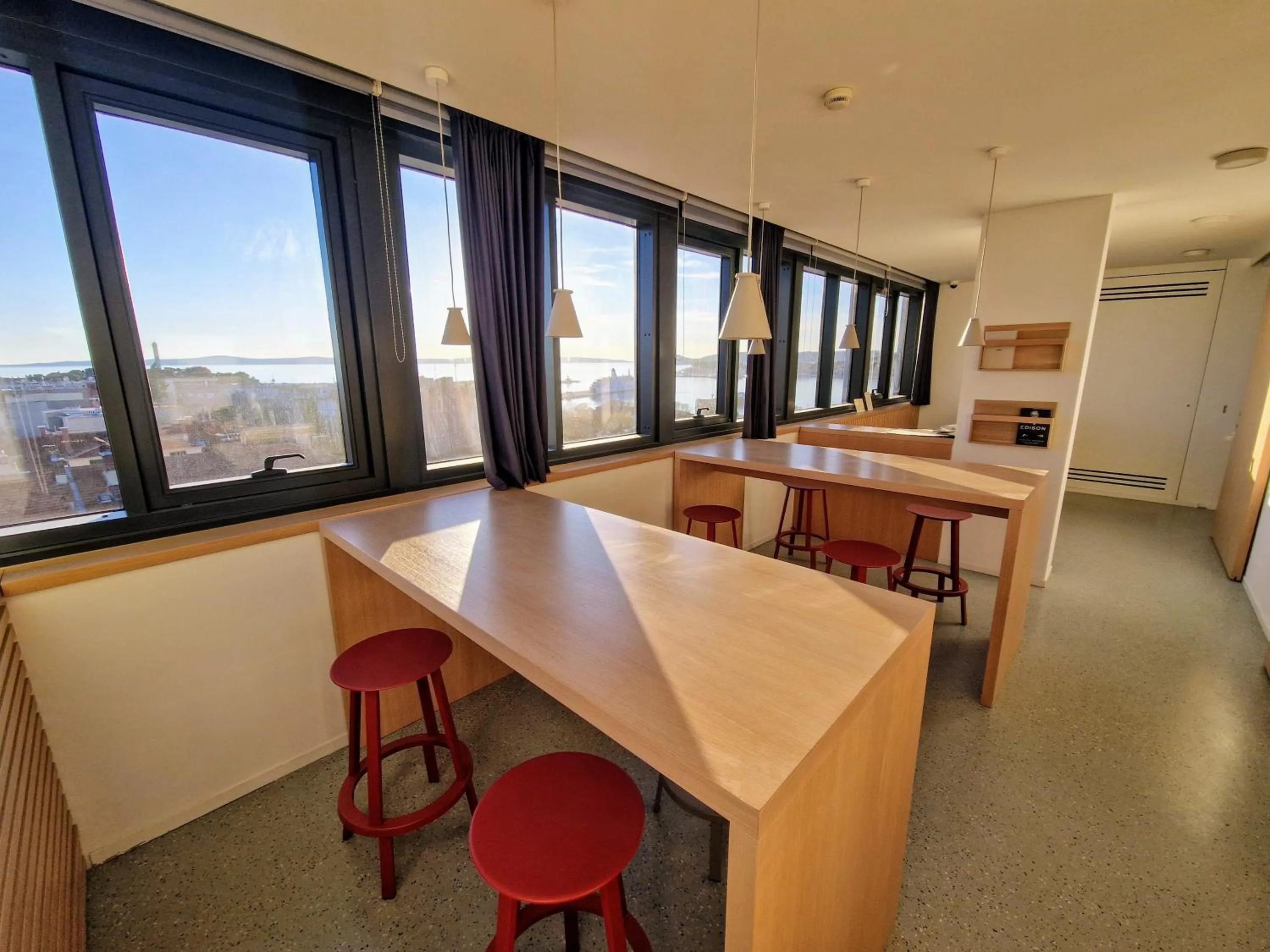 Horizon Luxury Suites & Design Rooms