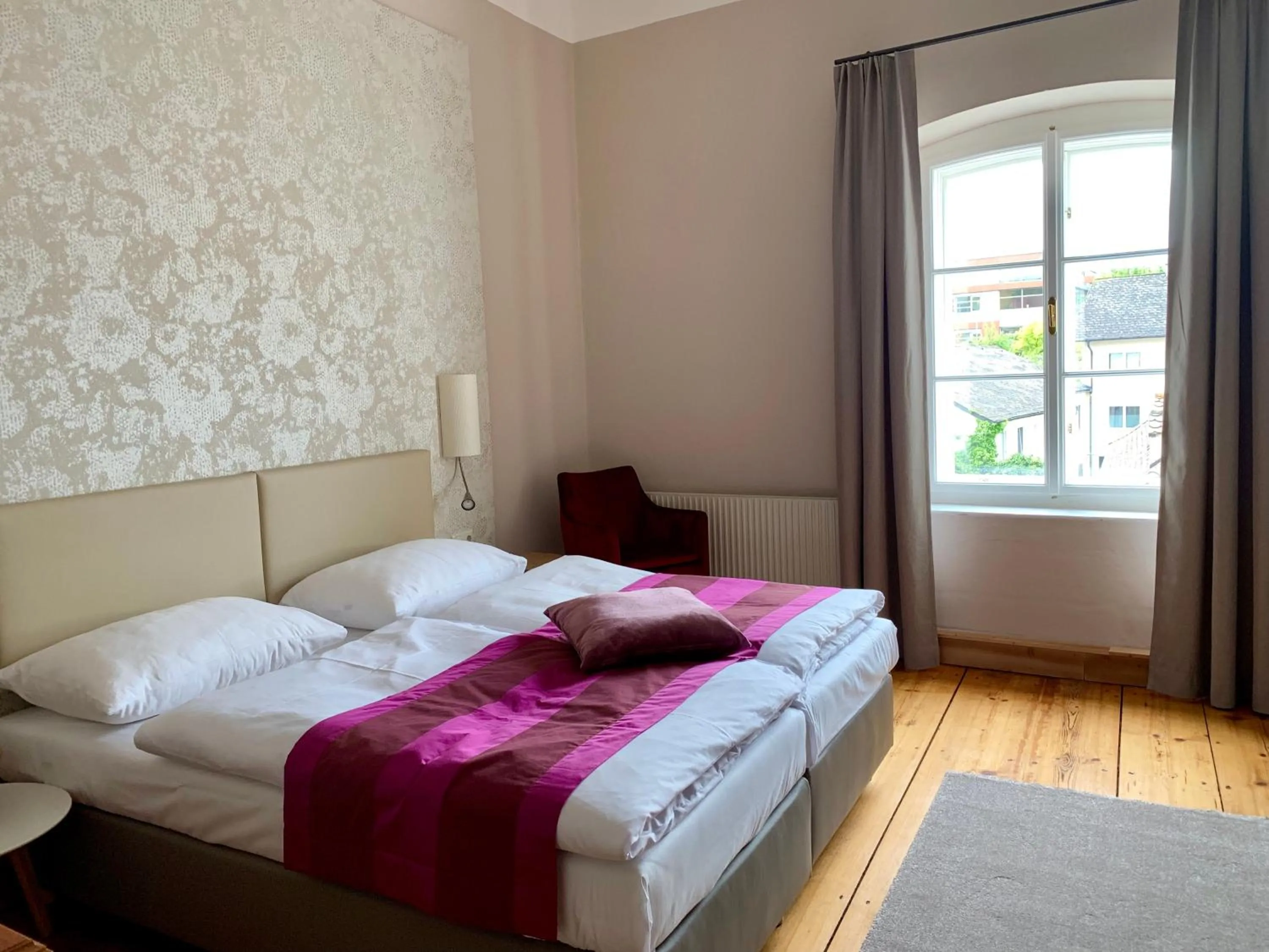 Bedroom, Bed in Rathauskeller Melk