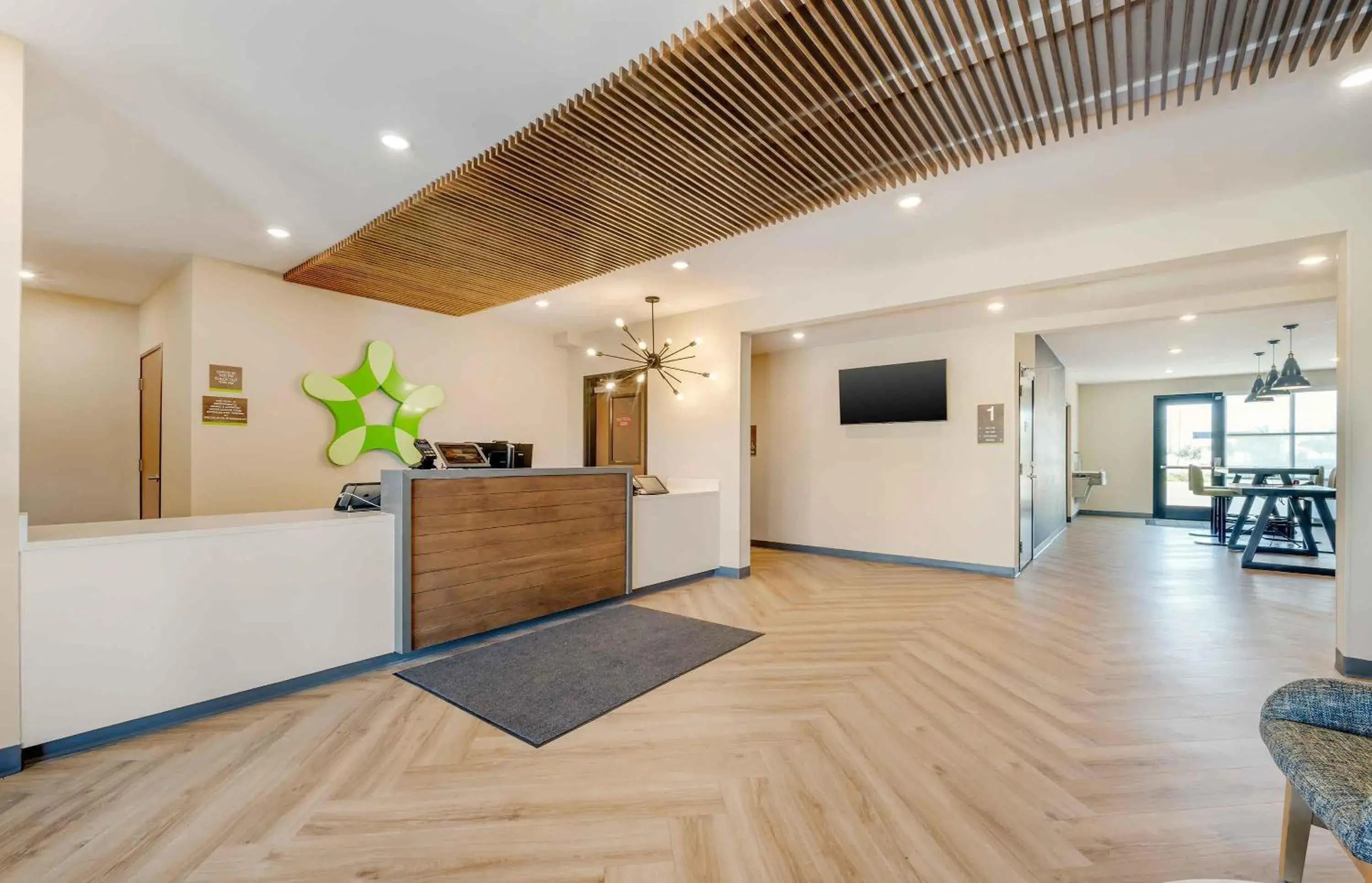 Lobby or reception in Extended Stay America Premier Suites Phoenix Chandler Airport Lobby or reception in Extended Stay America Premier Suites Phoenix Chandler Airport