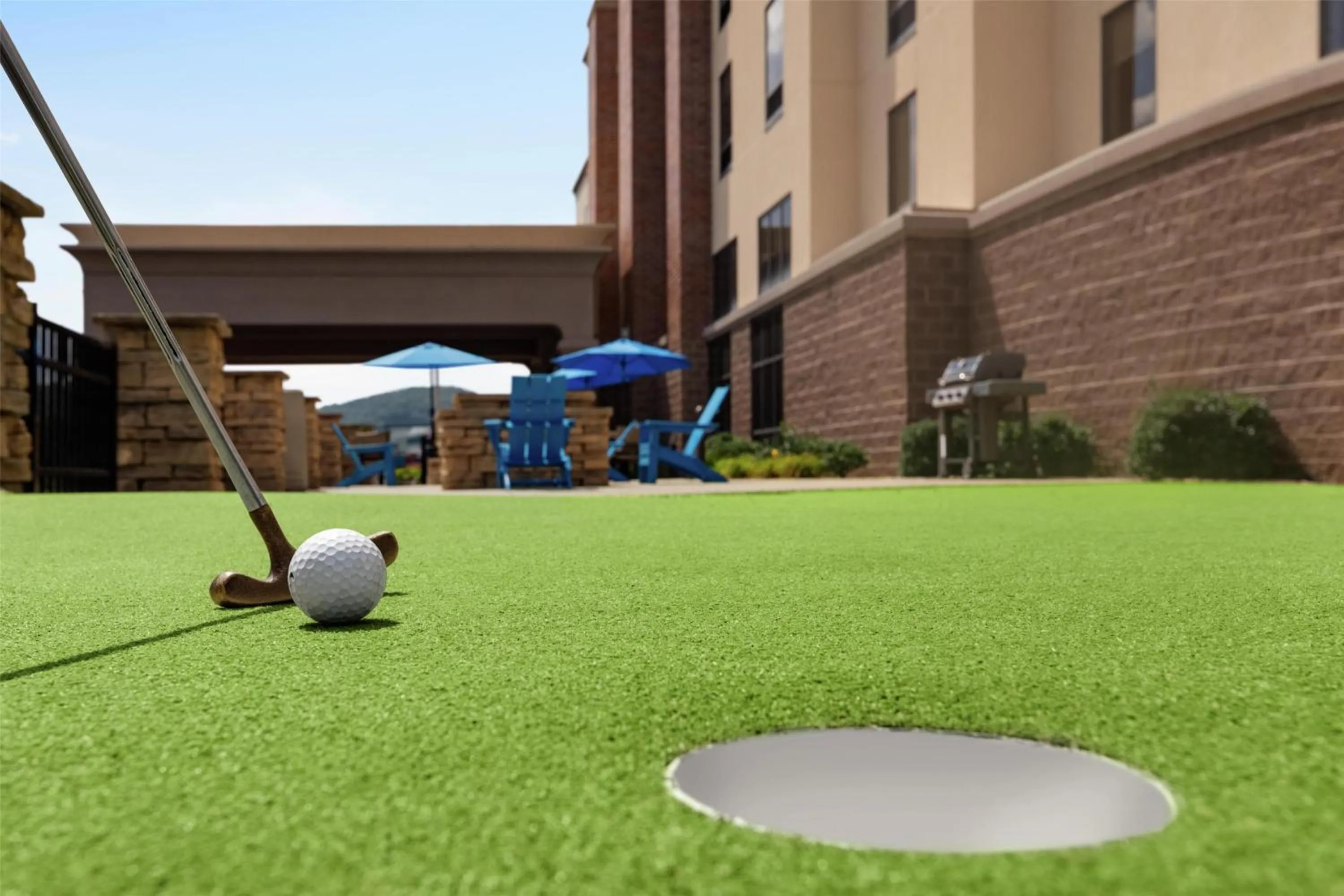 Golfcourse in Hampton Inn & Suites - Pittsburgh/Harmarville, PA