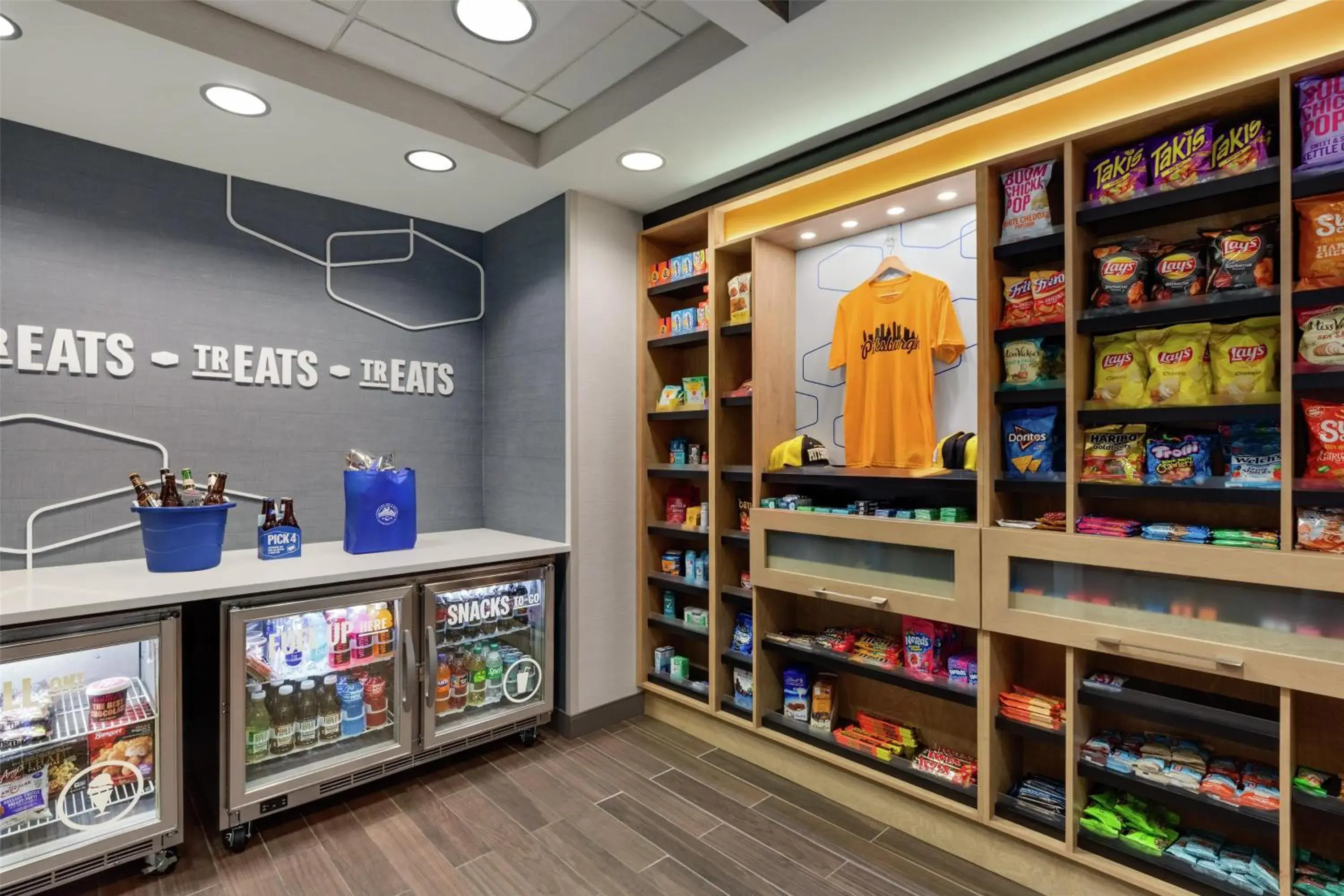 Restaurant/places to eat in Hampton Inn & Suites - Pittsburgh/Harmarville, PA Restaurant/places to eat in Hampton Inn & Suites - Pittsburgh/Harmarville, PA