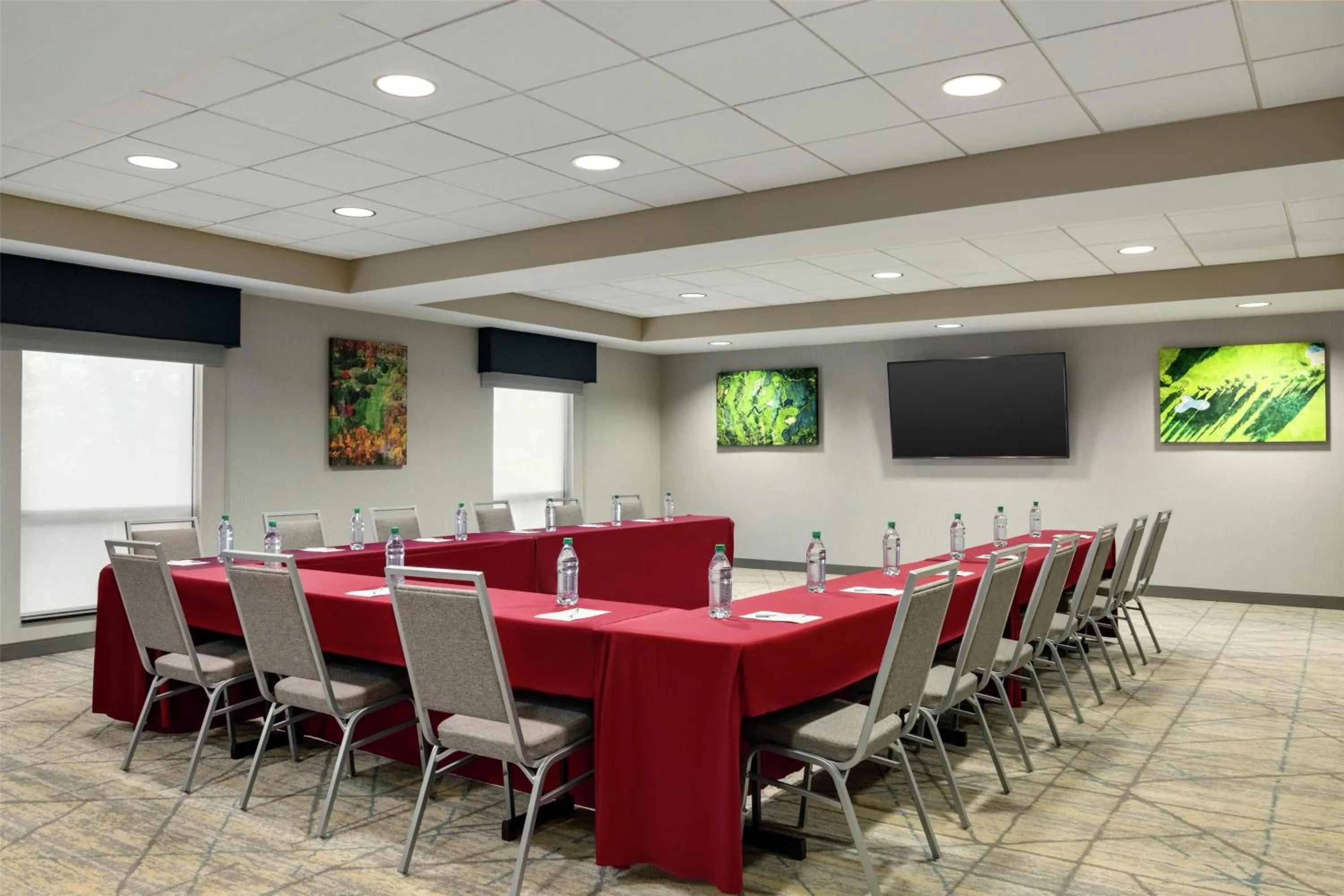 Meeting/conference room in Hampton Inn & Suites - Pittsburgh/Harmarville, PA