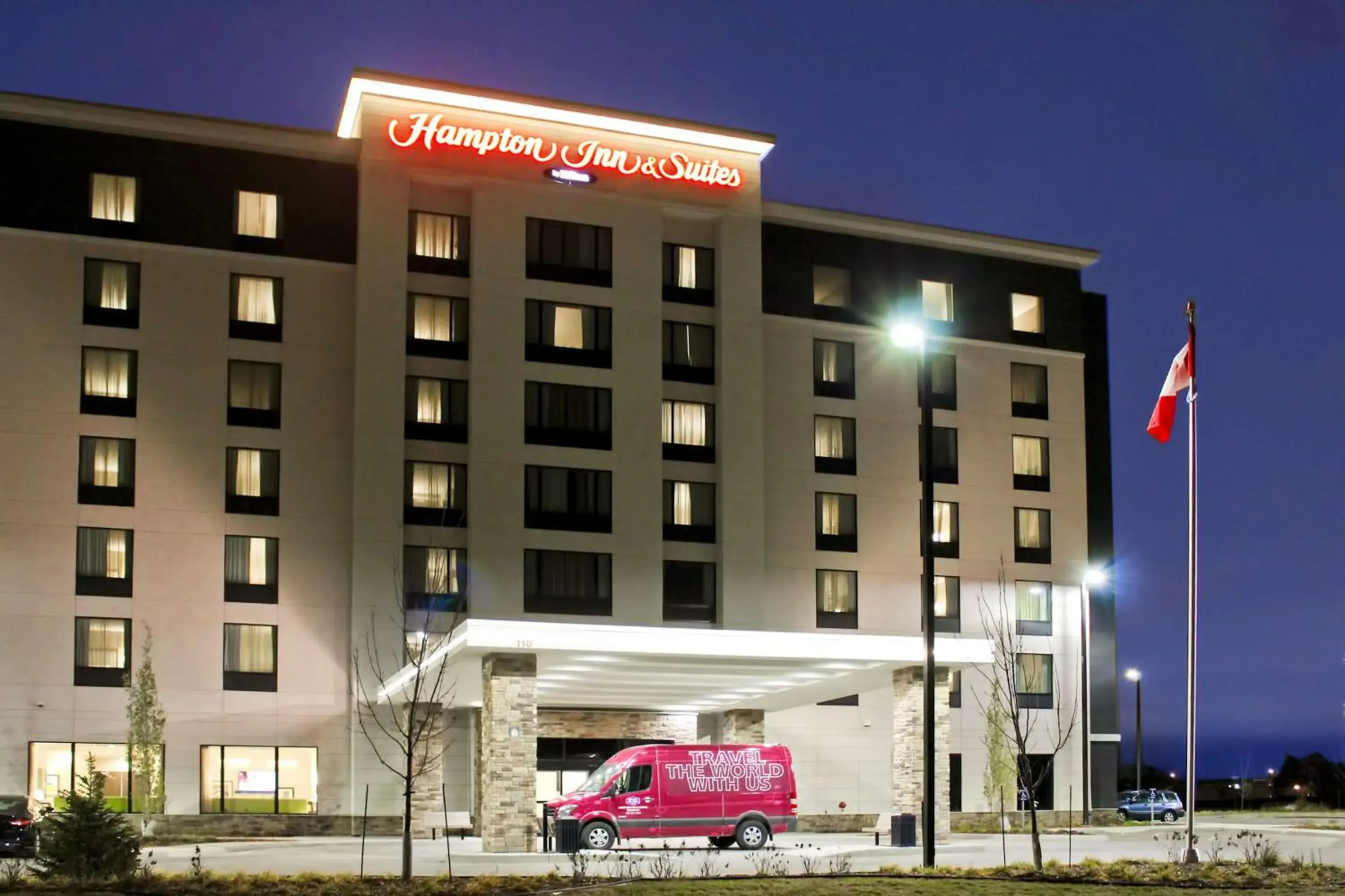 Property building in Hampton Inn & Suites by Hilton Saskatoon Airport Property building in Hampton Inn & Suites by Hilton Saskatoon Airport