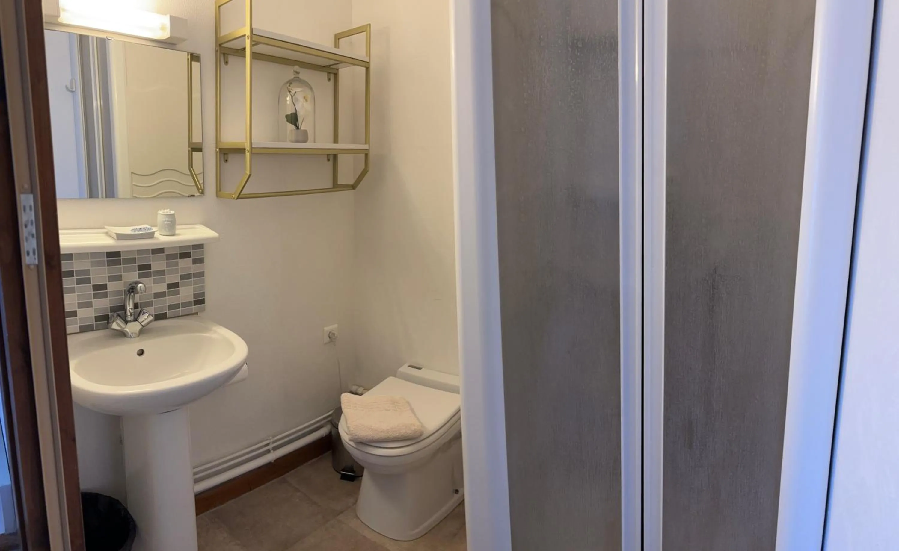 Standard Double Room in L'Ajasserie d'Orcival