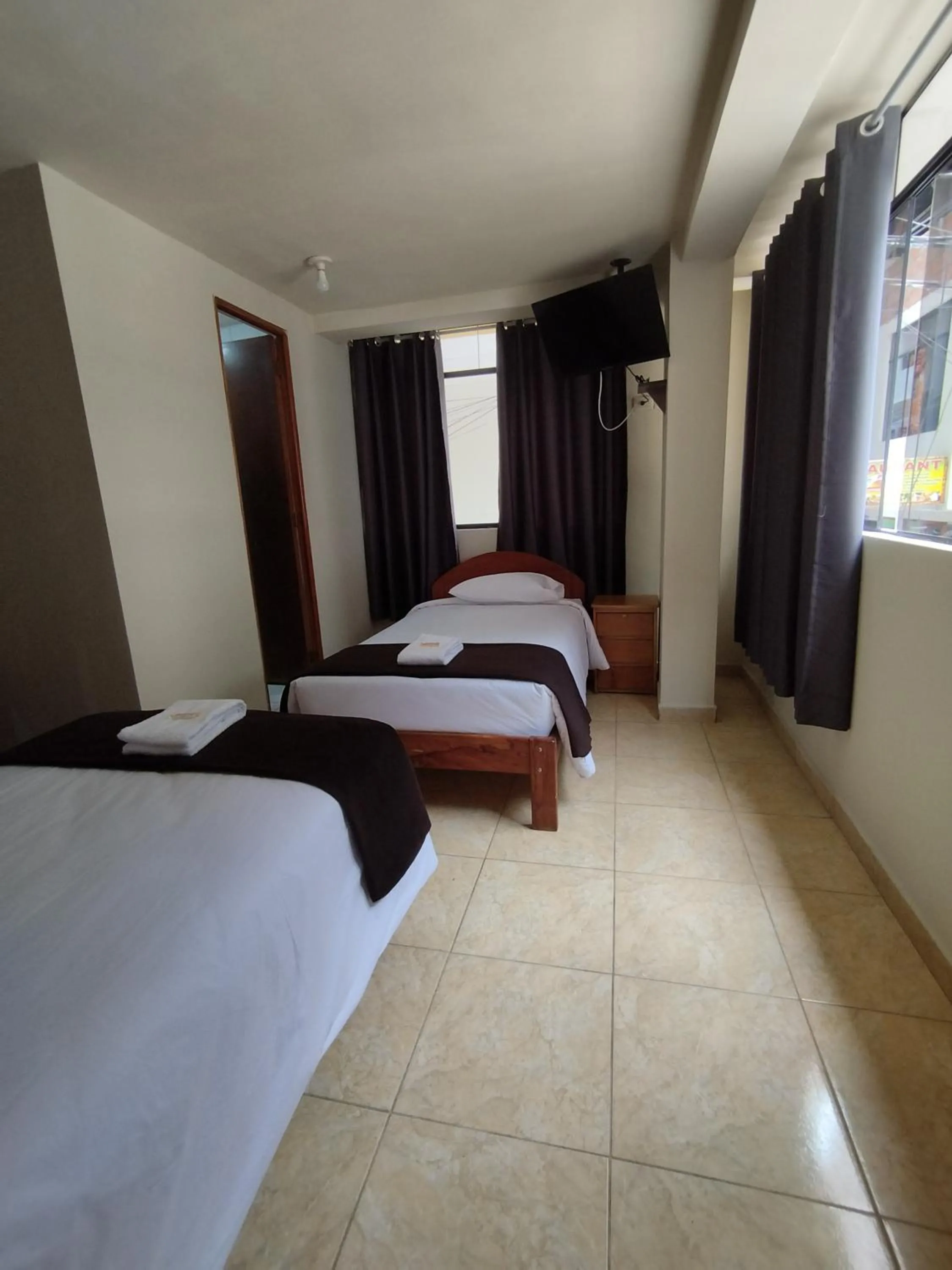 Twin Room - single occupancy in Kuntur House Machupicchu