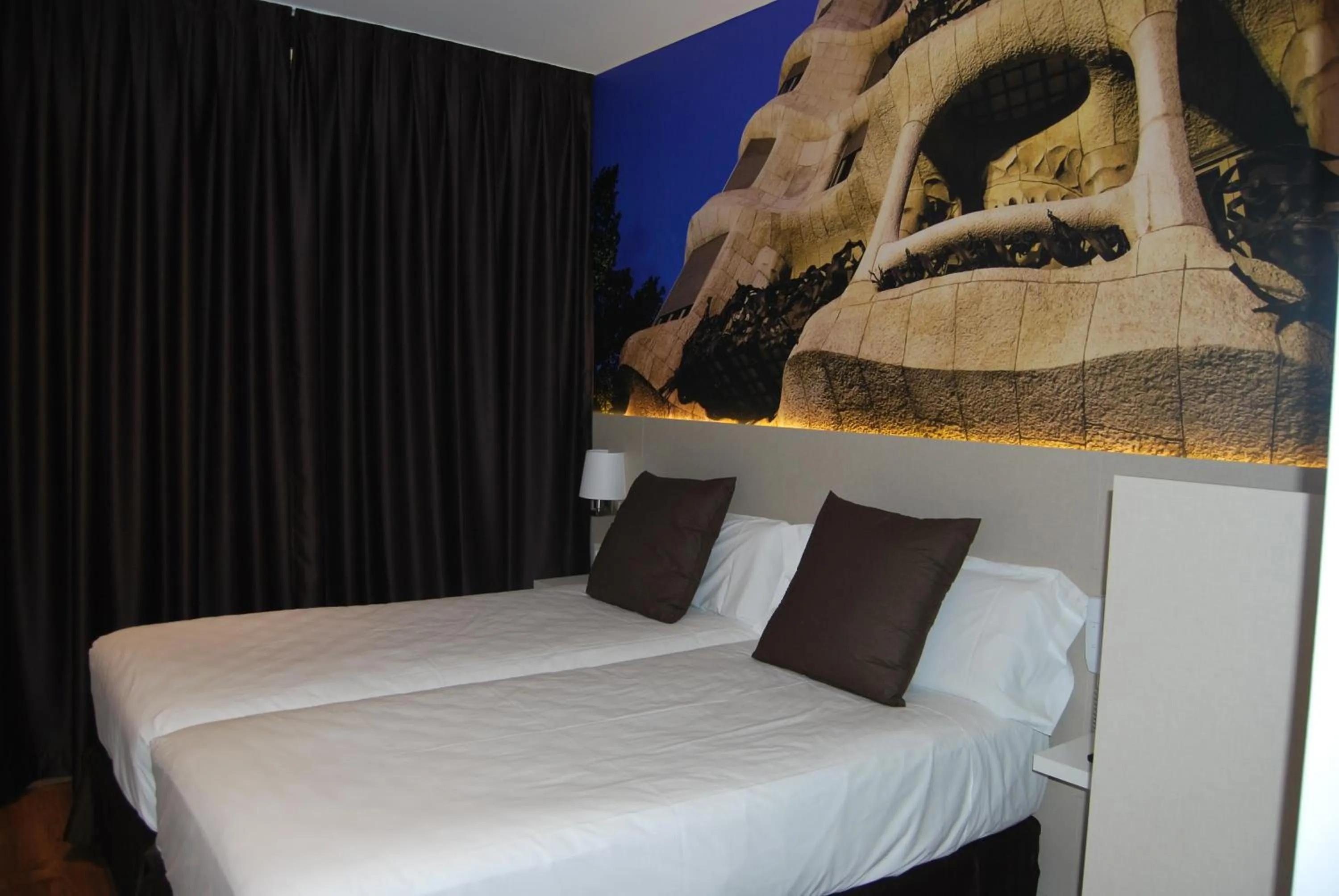 Bed in Hotel BESTPRICE Gracia