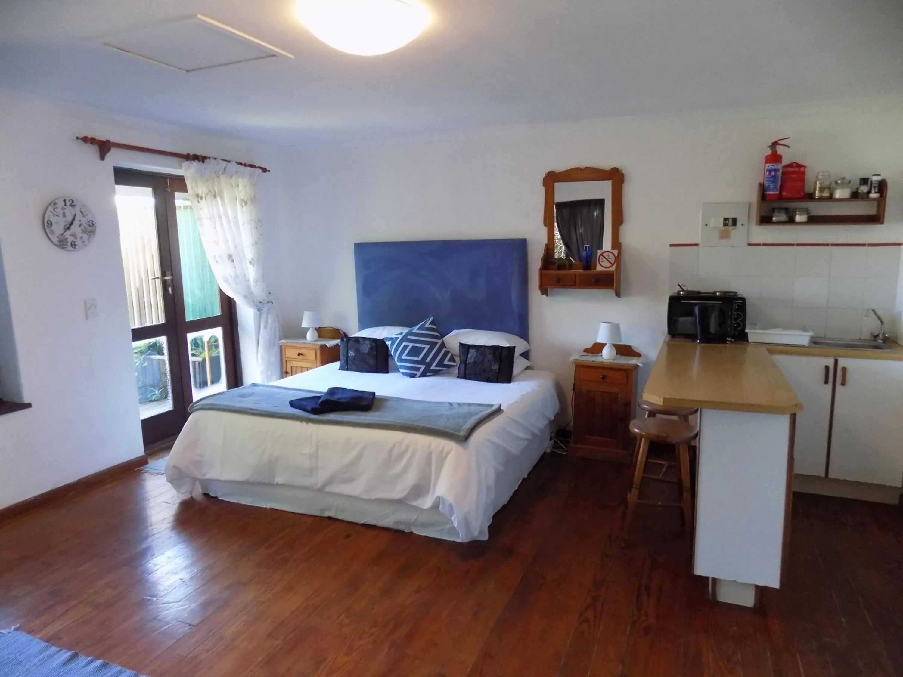 Photo of the whole room, Bed in Protea Guest House