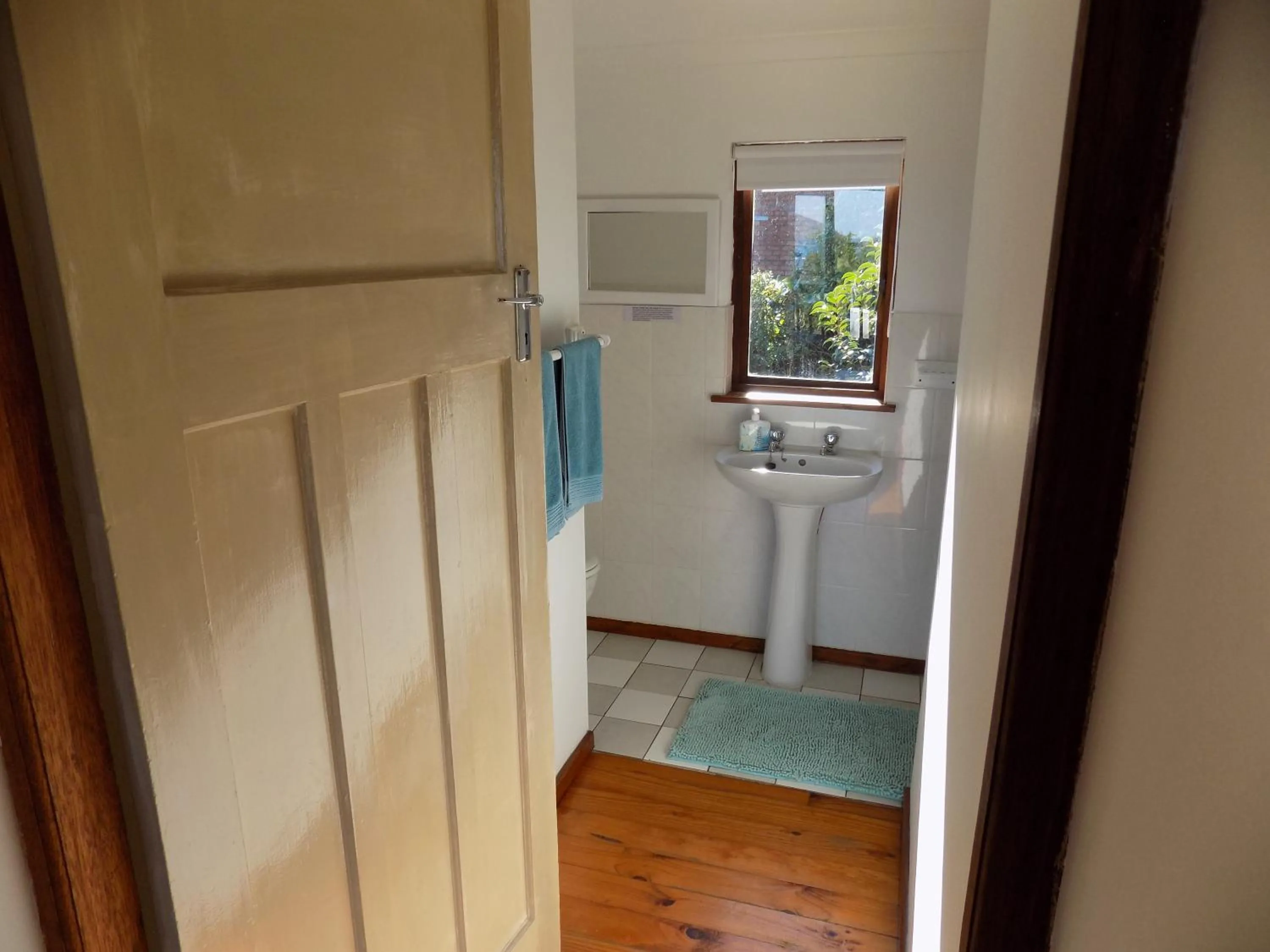 Toilet in Protea Guest House