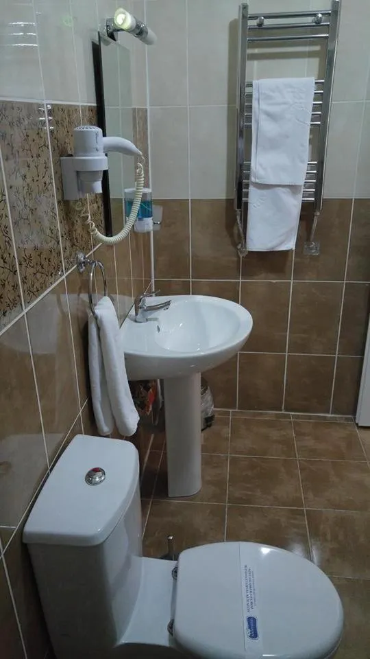 Bathroom in Butik Ertur Hotel