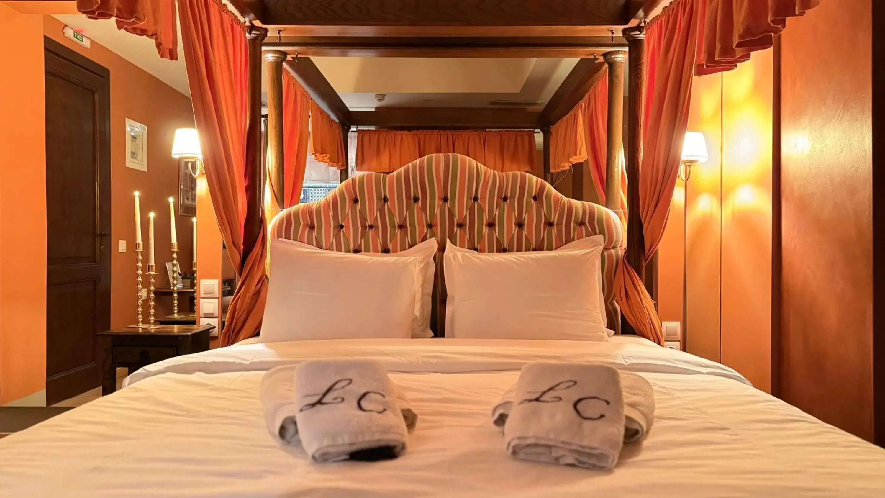 Standard Double Room in Great Greece Le Convivial Suites Standard Double Room in Great Greece Le Convivial Suites