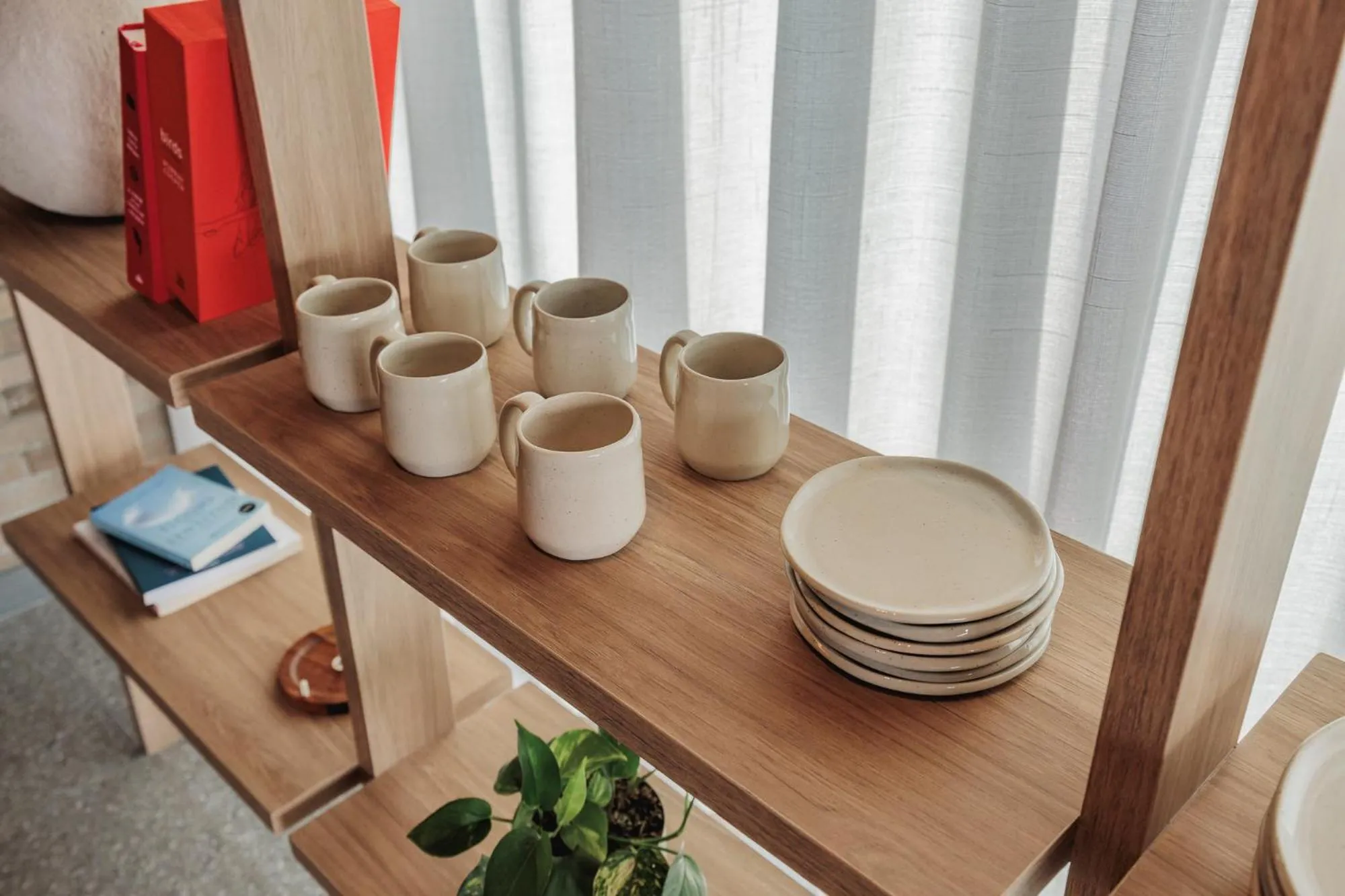 Coffee/tea facilities in The Somos Loho Hotel