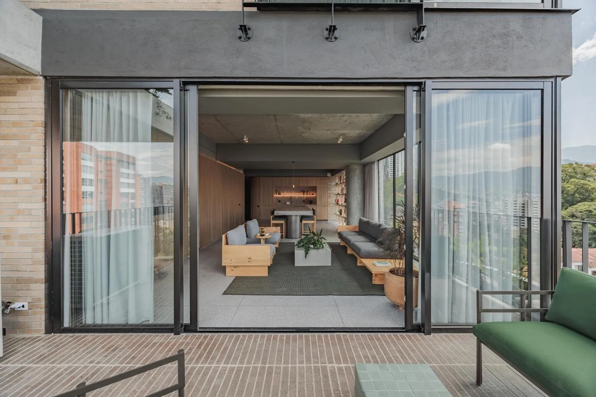 Balcony/Terrace in The Somos Loho Hotel