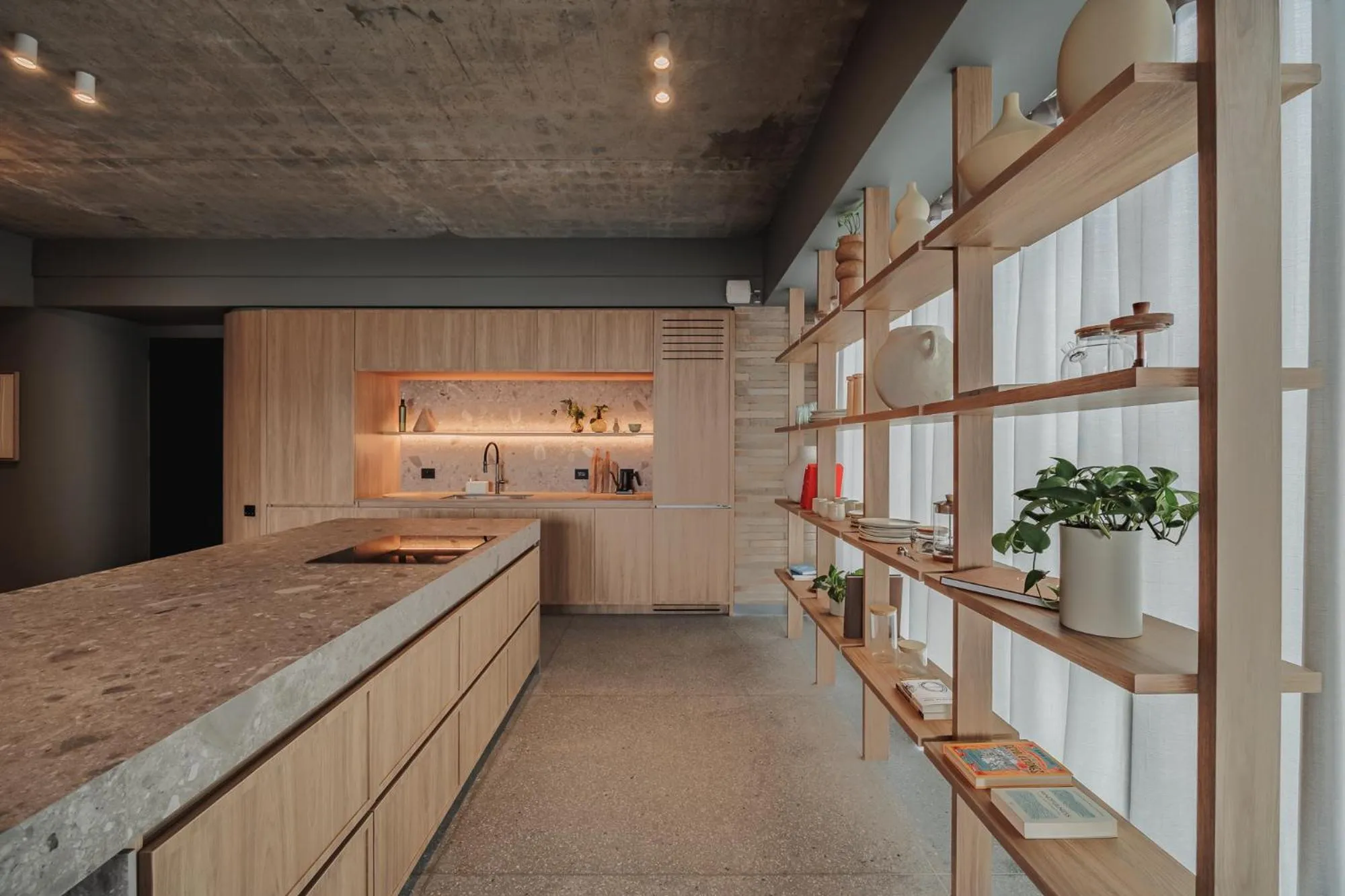 Kitchen or kitchenette in The Somos Loho Hotel