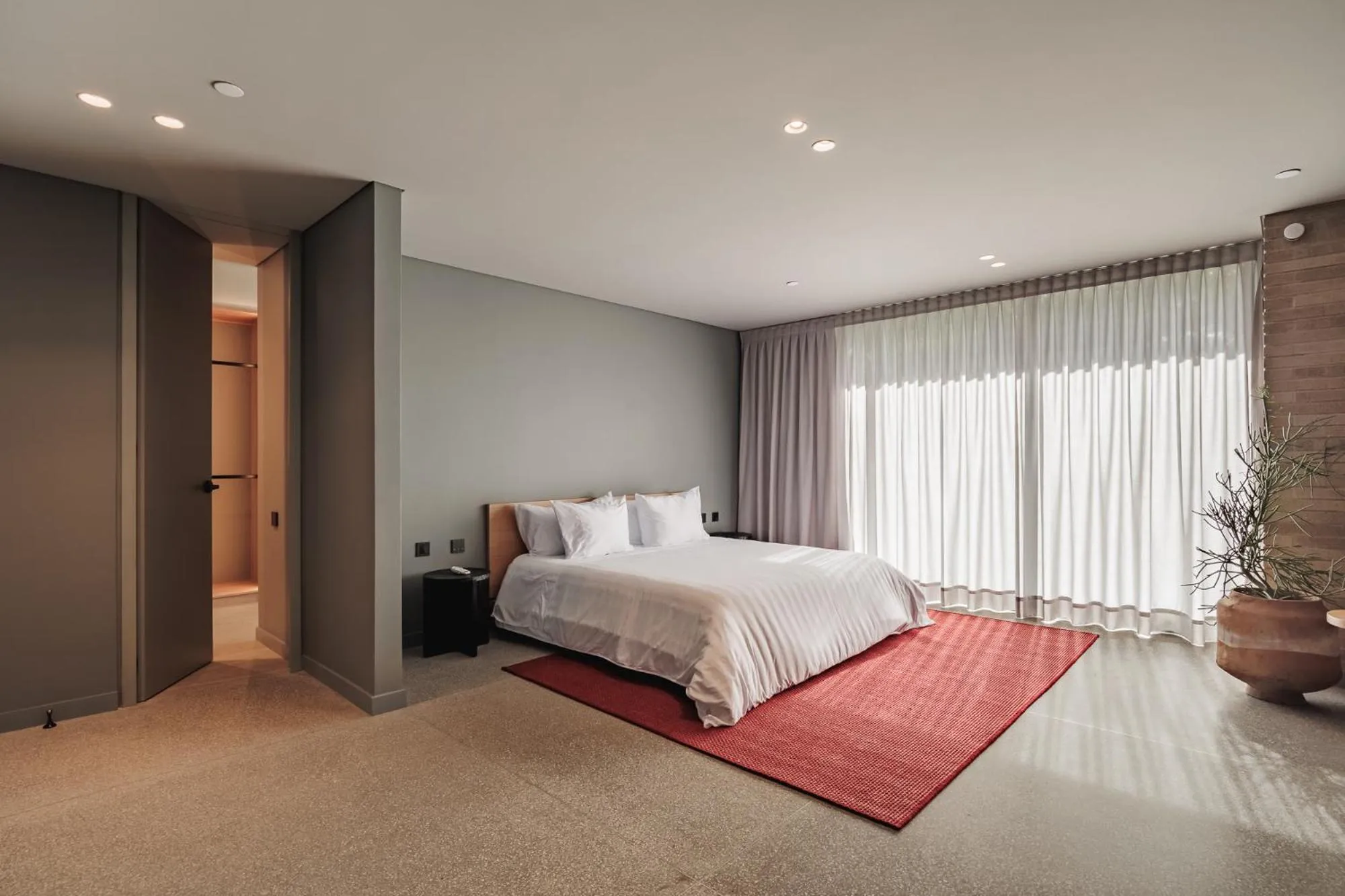 Bedroom, Bed in The Somos Loho Hotel