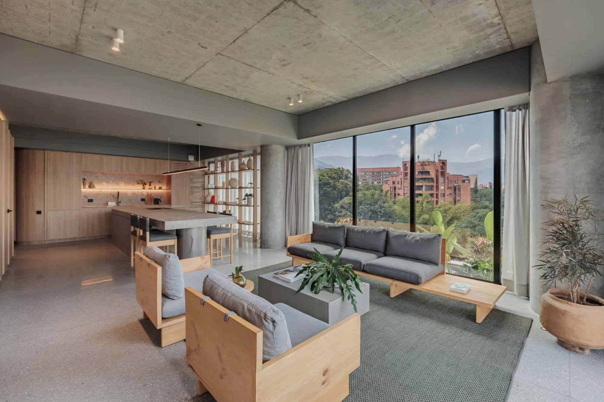 TV and multimedia in The Somos Loho Hotel