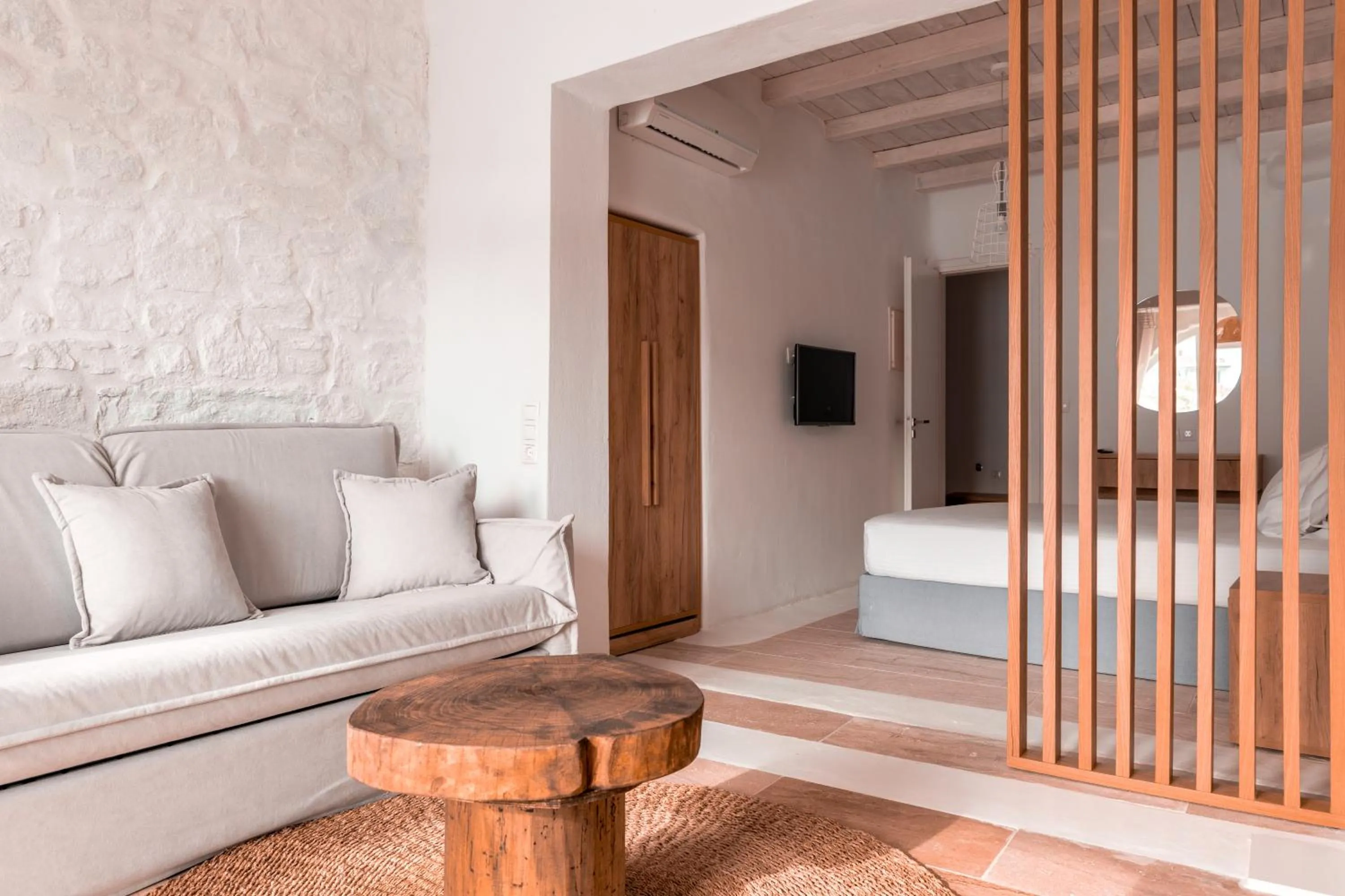 Bed in Senses Luxury Suites & Villas