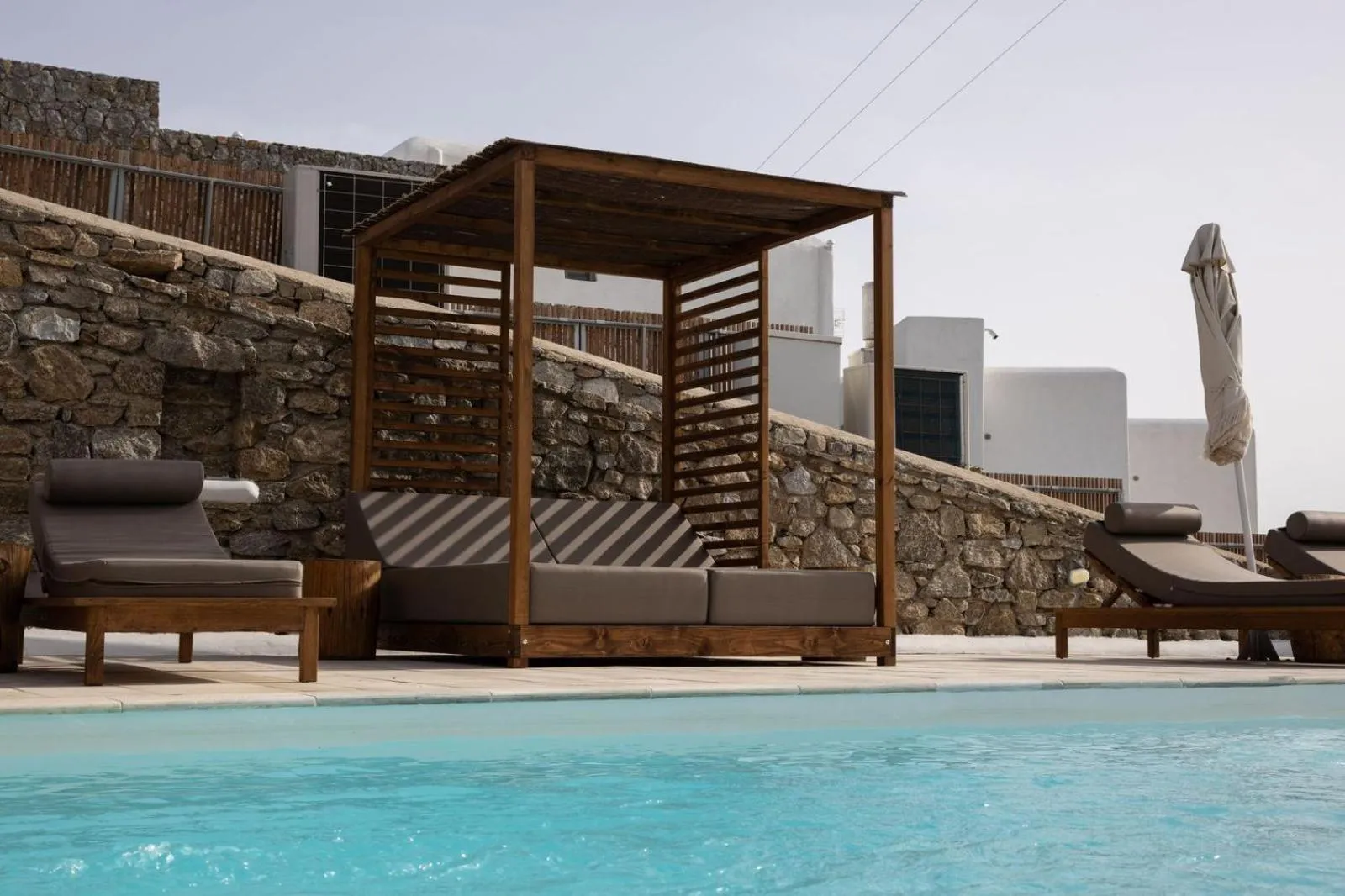 Restaurant/places to eat in Senses Luxury Suites & Villas