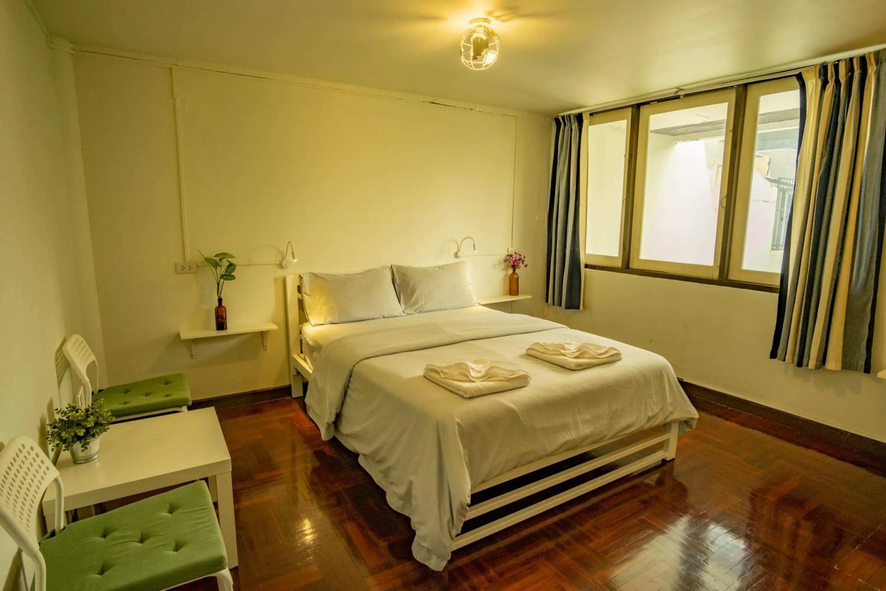 Bed in Home16 Sukhumvit16