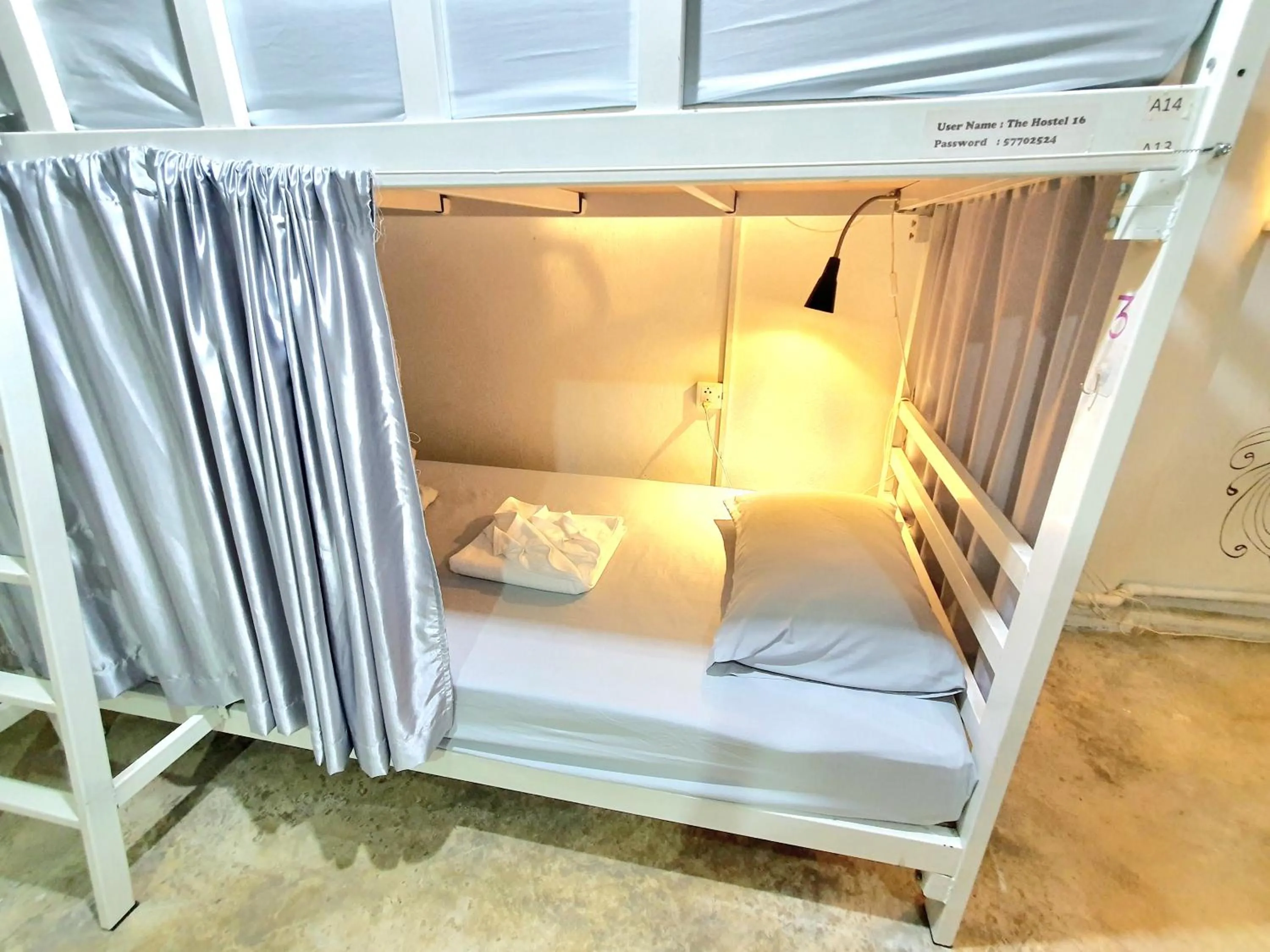 Bed in Home16 Sukhumvit16