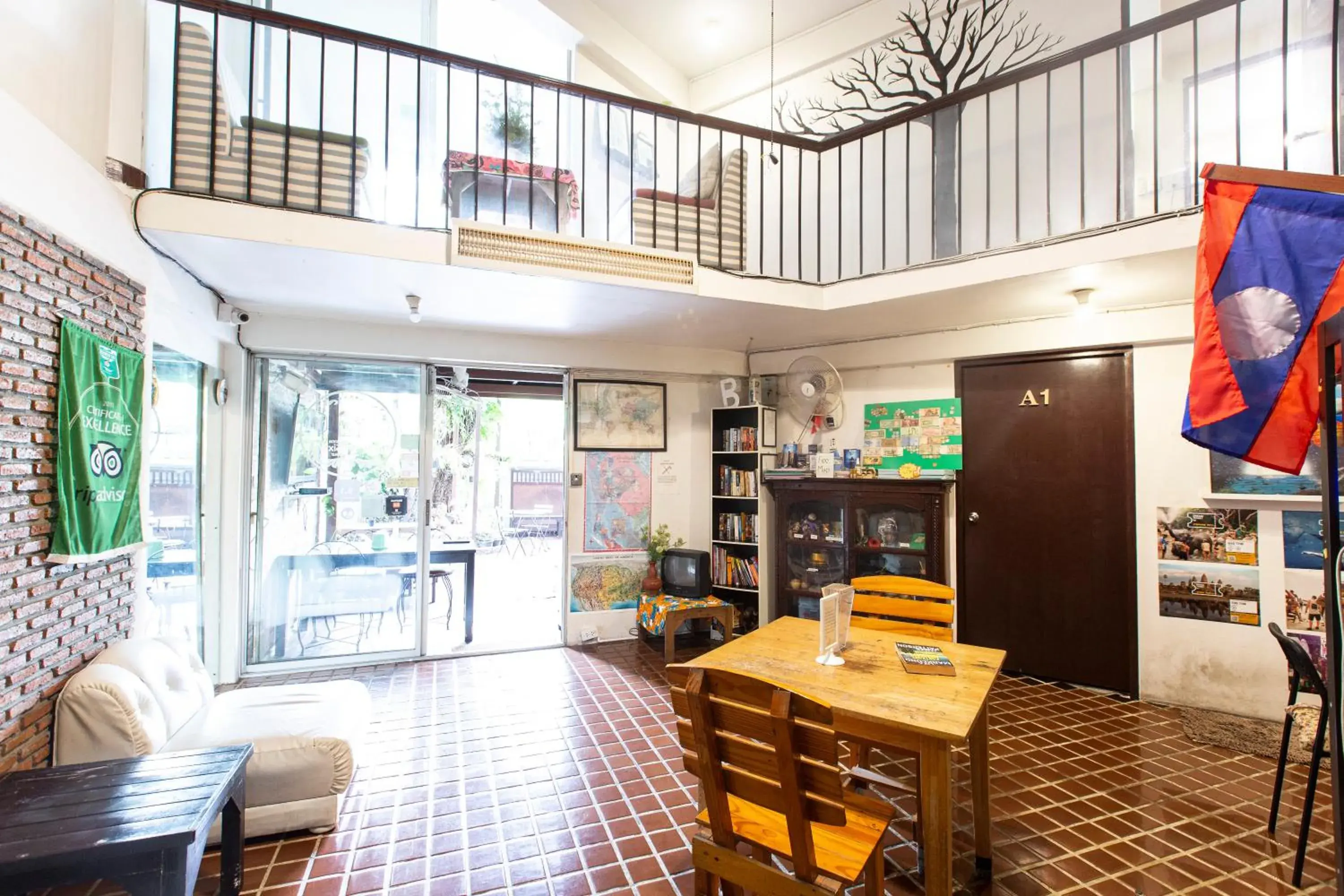 Lobby or reception in Home16 Sukhumvit16 Lobby or reception in Home16 Sukhumvit16