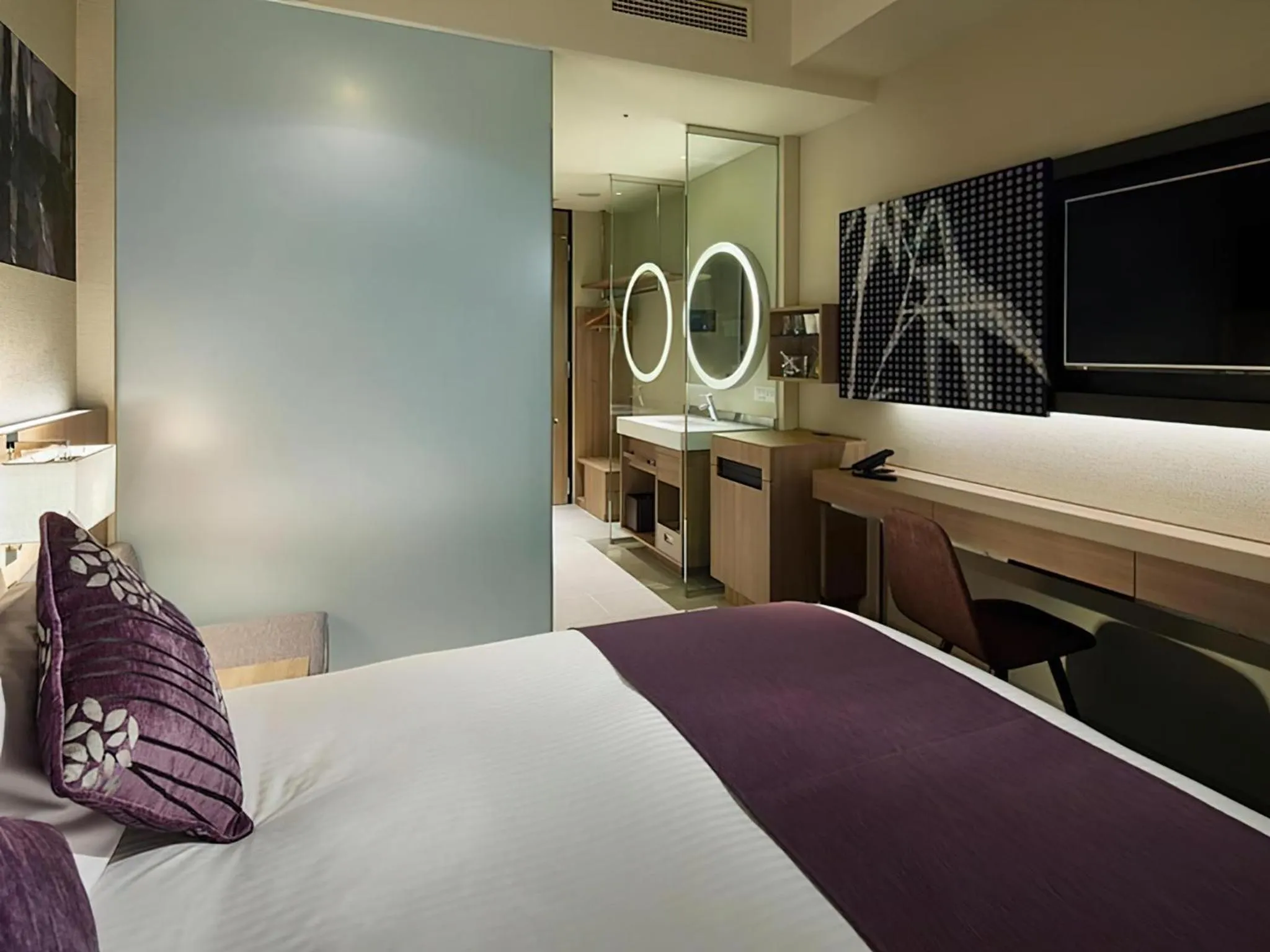 Bed in Ha Tay Millennium Apartments - Free Gym Pool