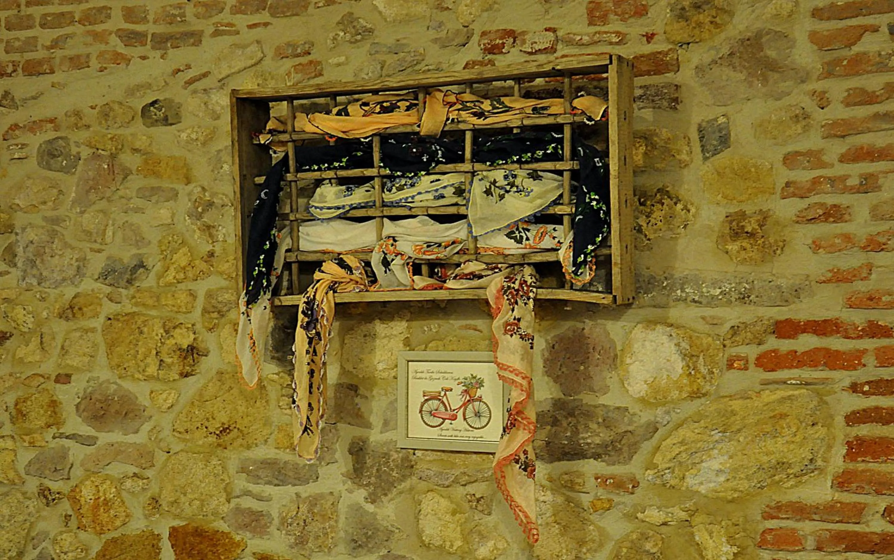 Decorative detail in Gizemli Konak