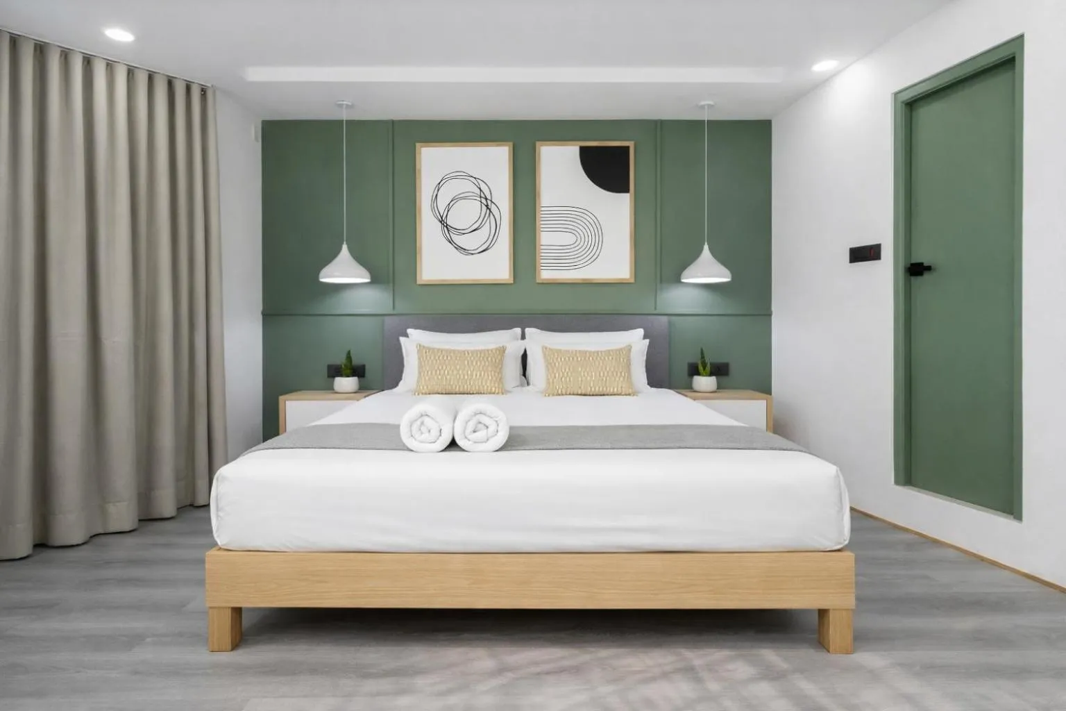 Cosy 1 Bedroom Studio with King Bed Kitchenet in Central Kathmandu with Terrace