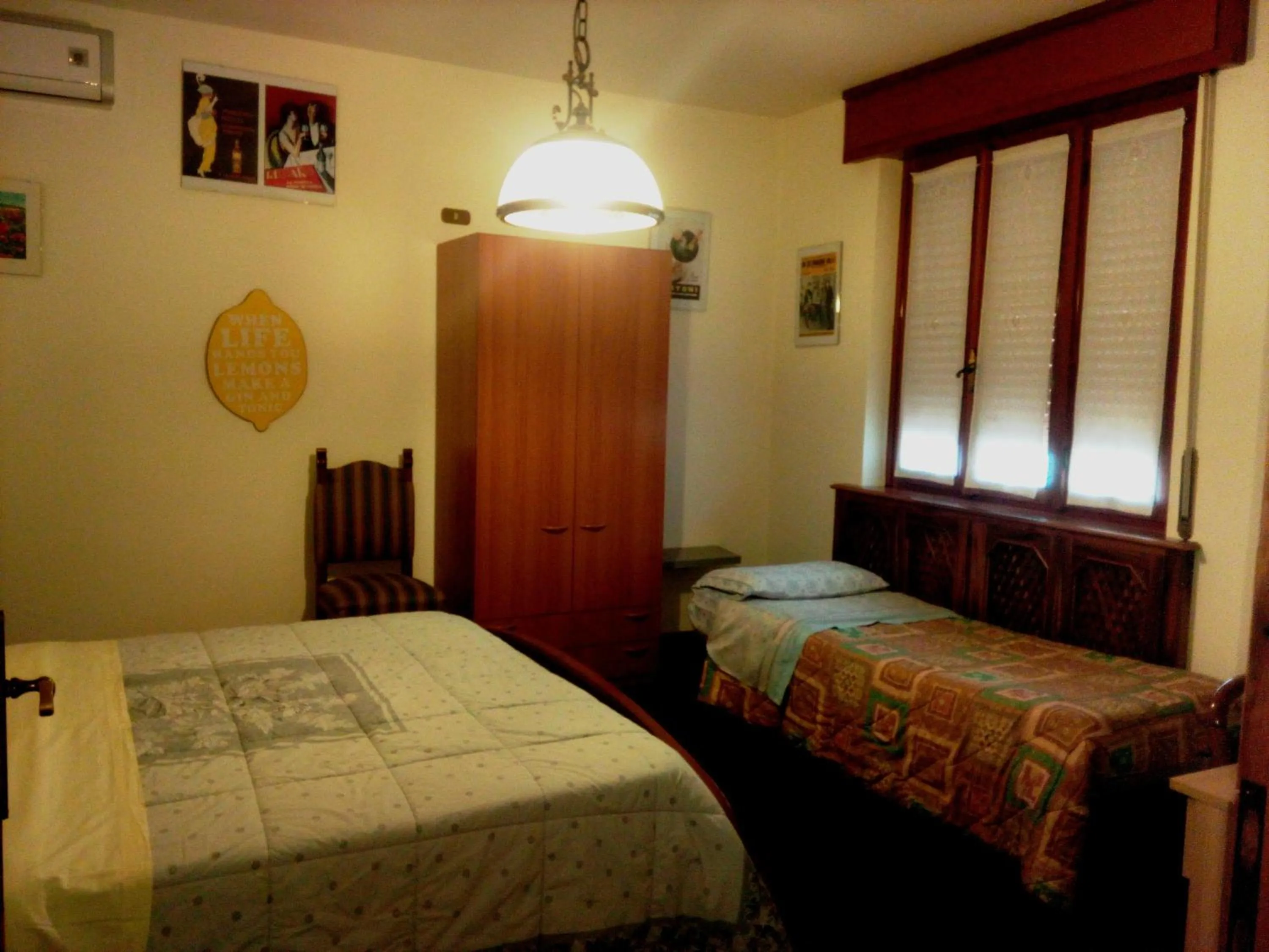 Bed in B&B Mamma Mia Family House