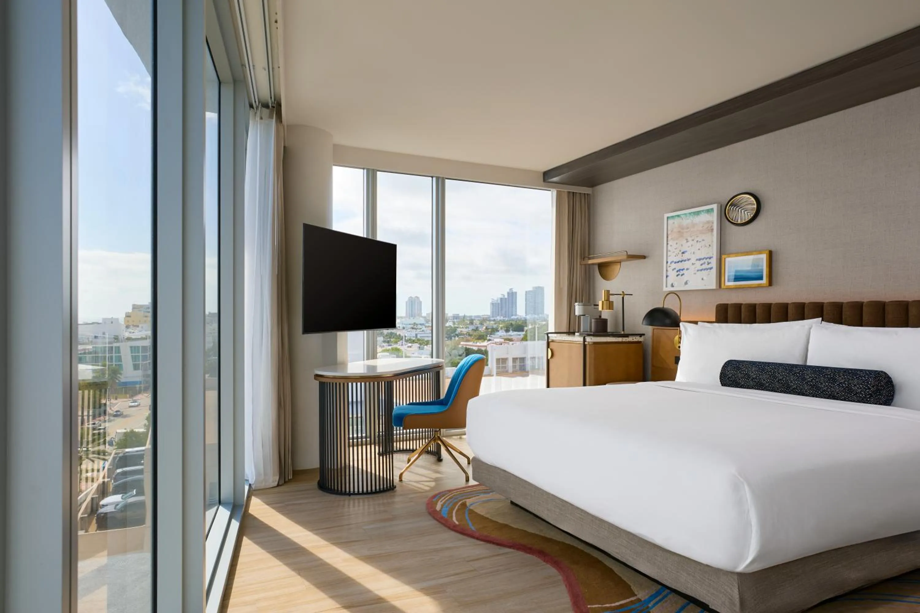 Bedroom, Bed in Hyatt Centric South Beach Miami