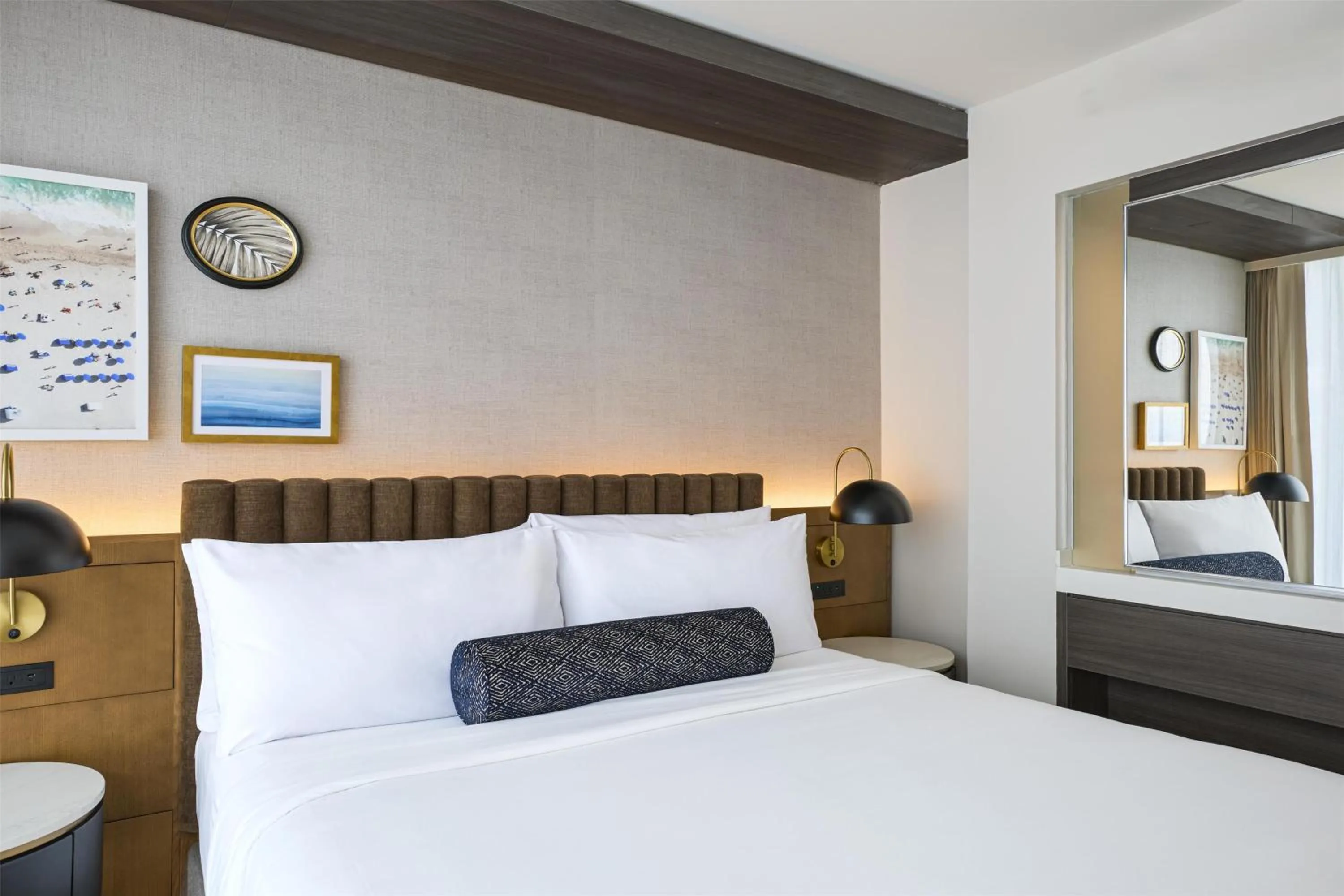 Bedroom, Bed in Hyatt Centric South Beach Miami