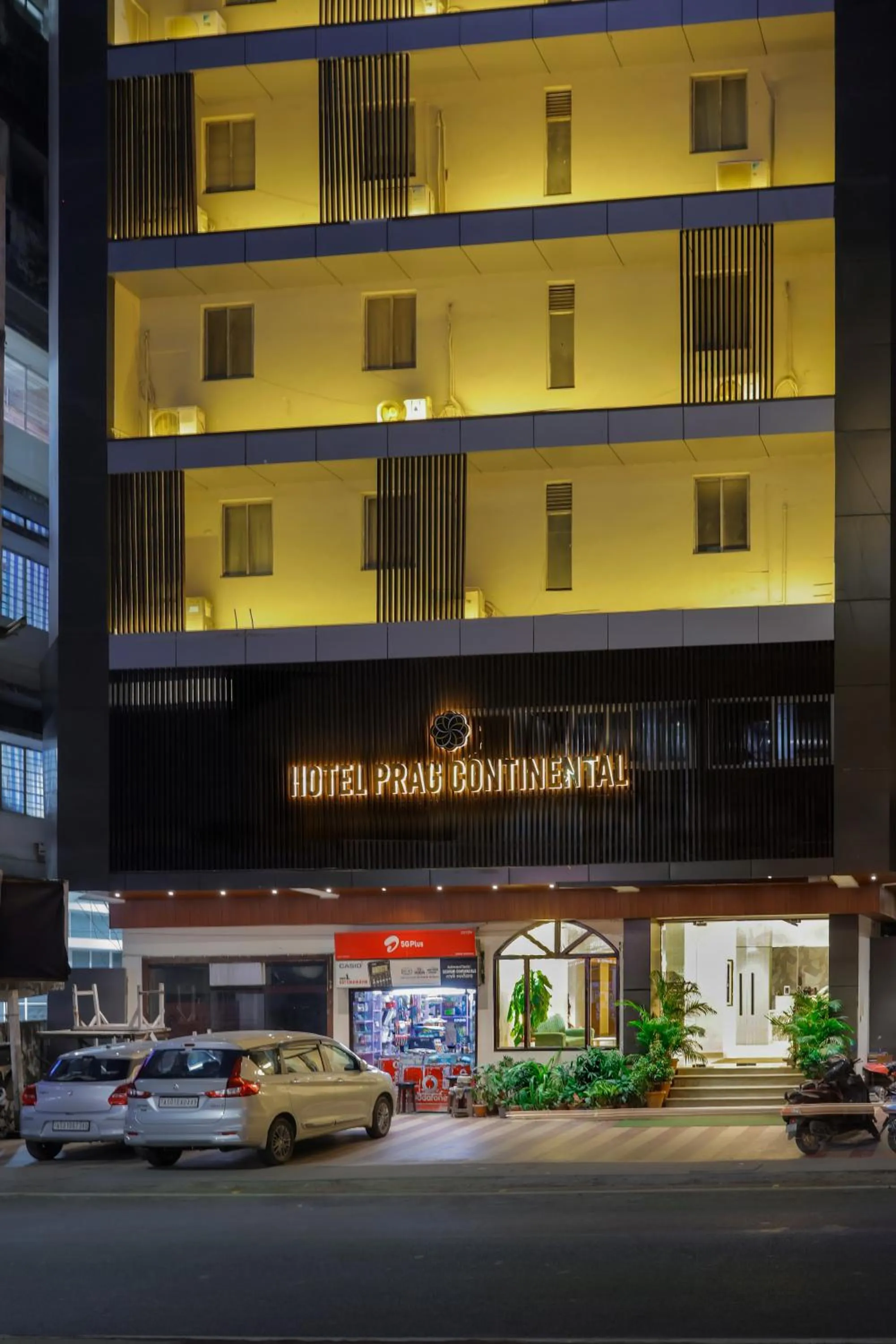 Property building in Hotel Prag Continental