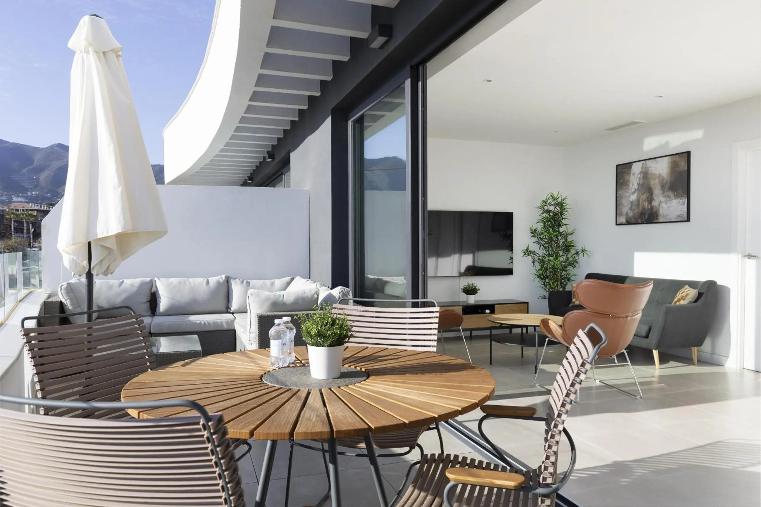 Sunset Top Floor Apartment Higueron